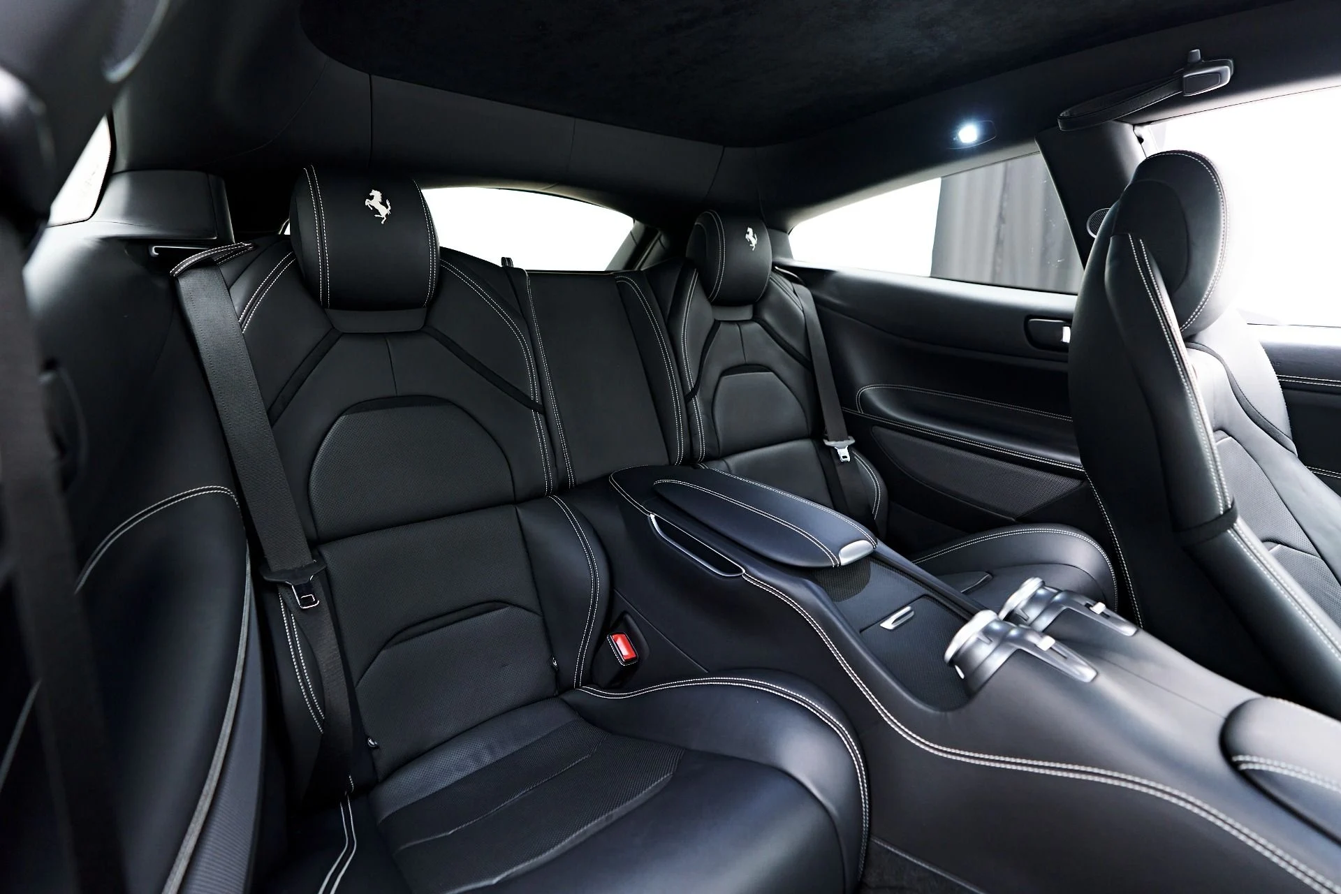 mph052_429922786_Used_2019_Ferrari_GTC_4_Lusso_T_1758850880_61ab445323
