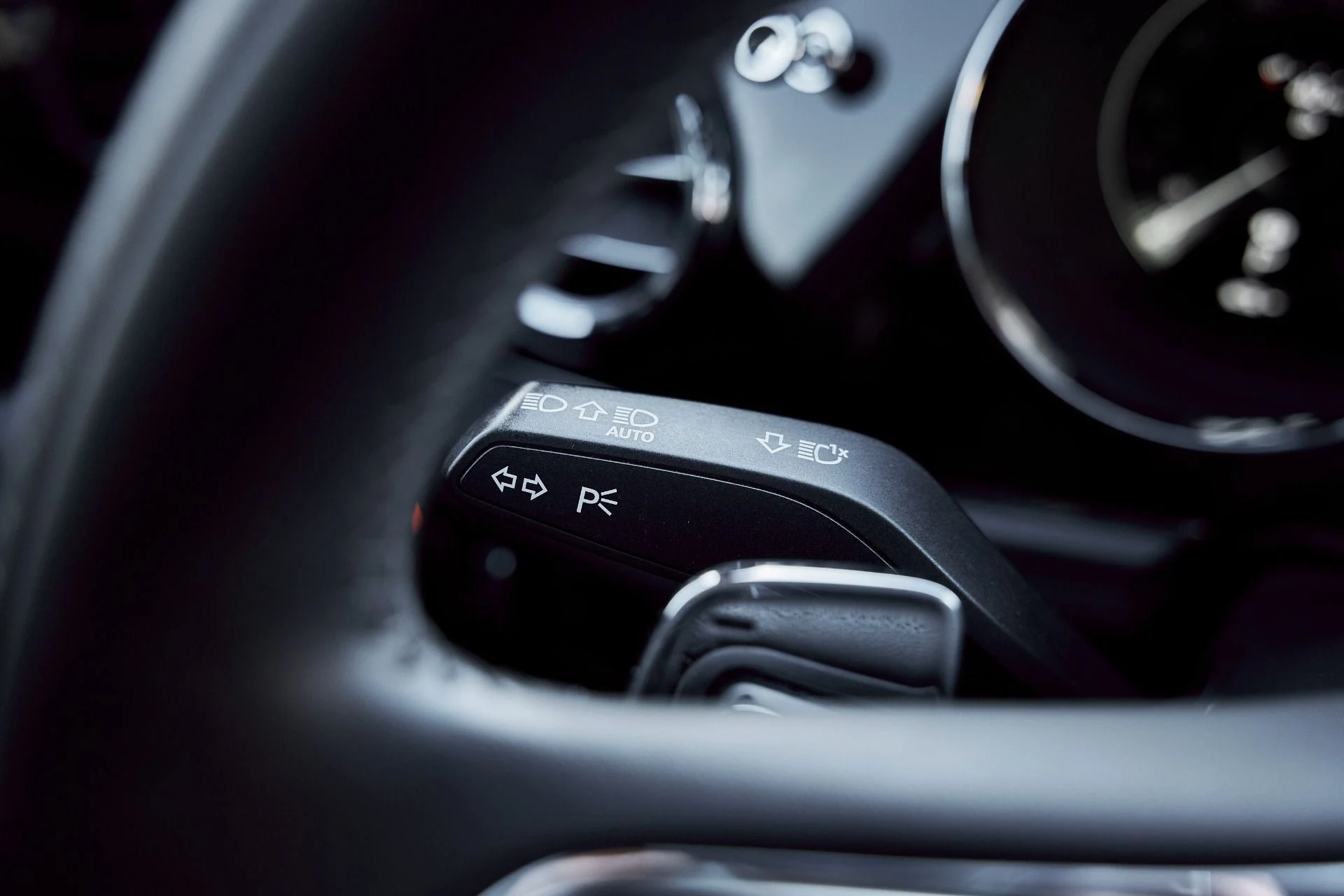 mph052_455947405_Used_2022_Bentley_Bentayga_V8_1768246176_ed382d3434