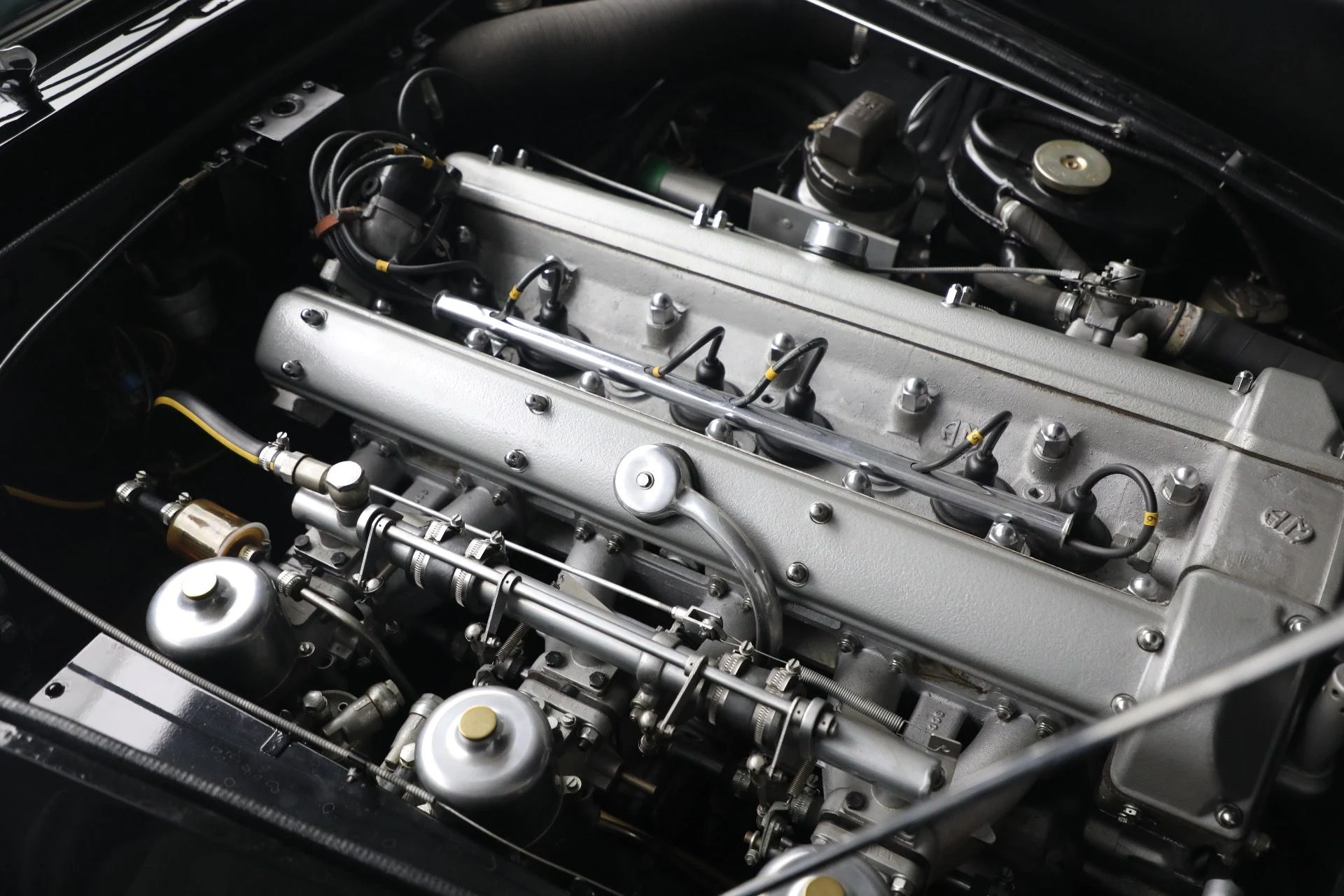 mph052_465750462_Used_1968_Aston_Martin_DB_6_1793123624_f5cb001b6f