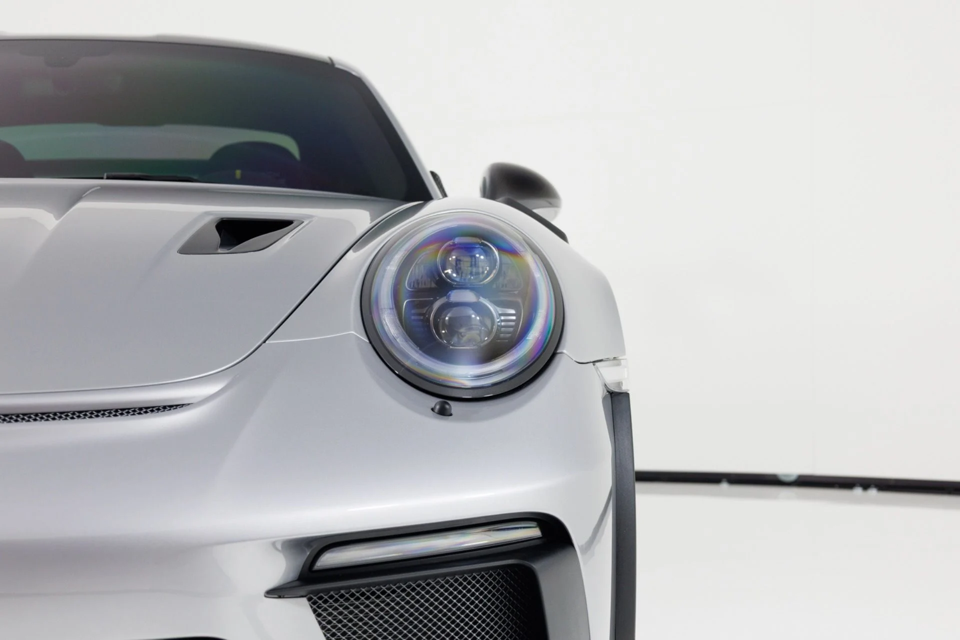 mph052_4674076_Used_2019_Porsche_911_GT_3_RS_1778792364_d487abd463