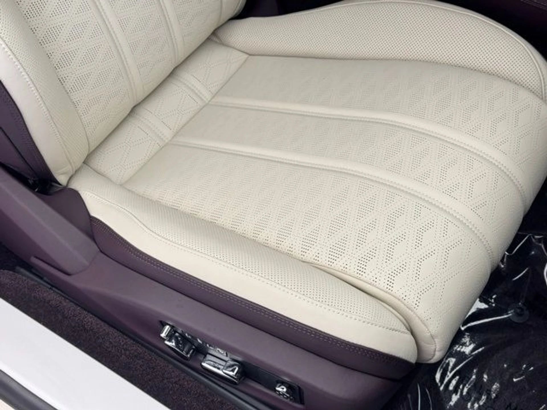 mph052_47387723_hy3p29623degf9chk4yfv3wbe65r_b13aa3f3e6