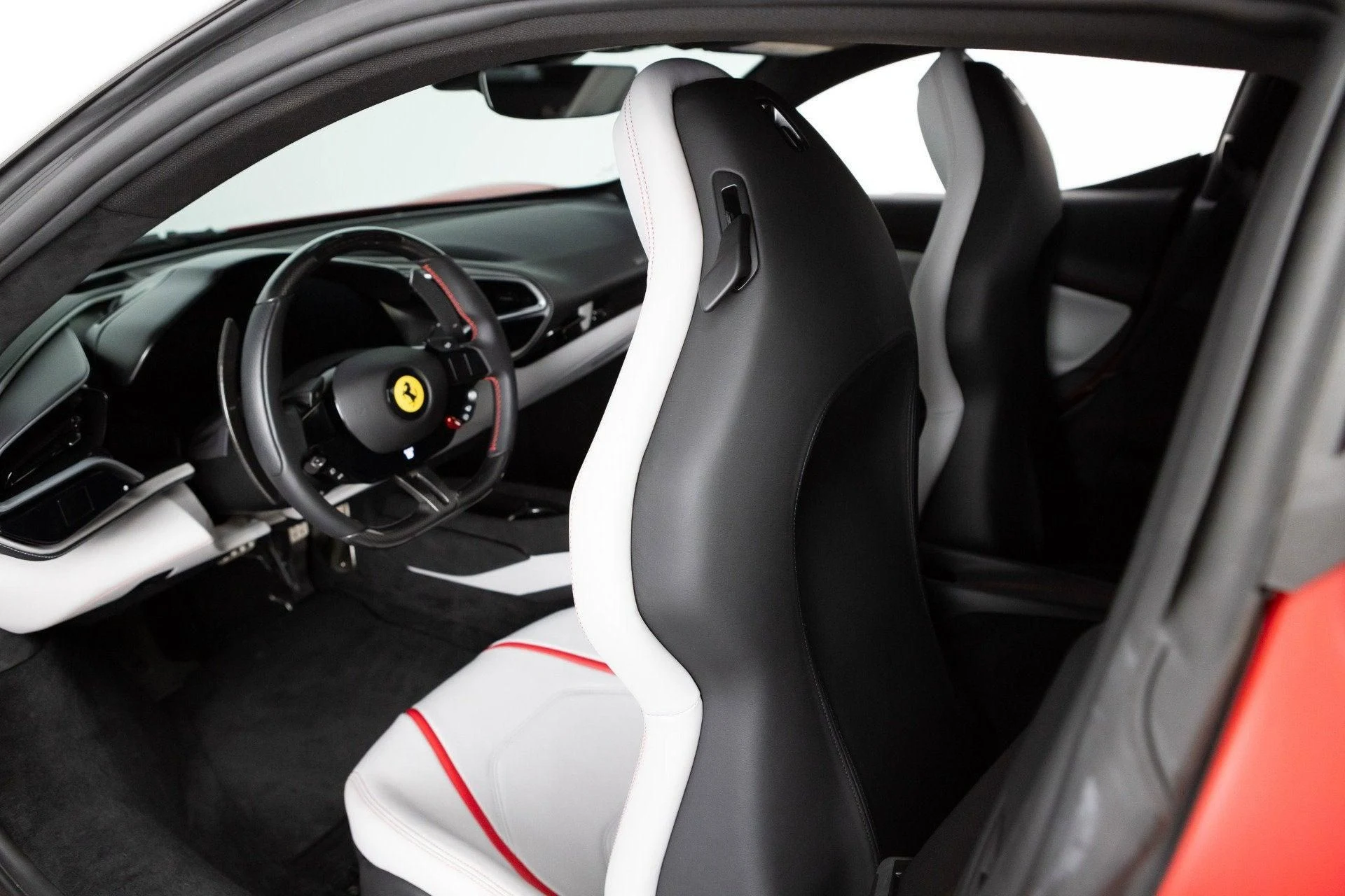 mph052_505979066_Used_2024_Ferrari_296_GTB_1777367556_2f3f2bd247