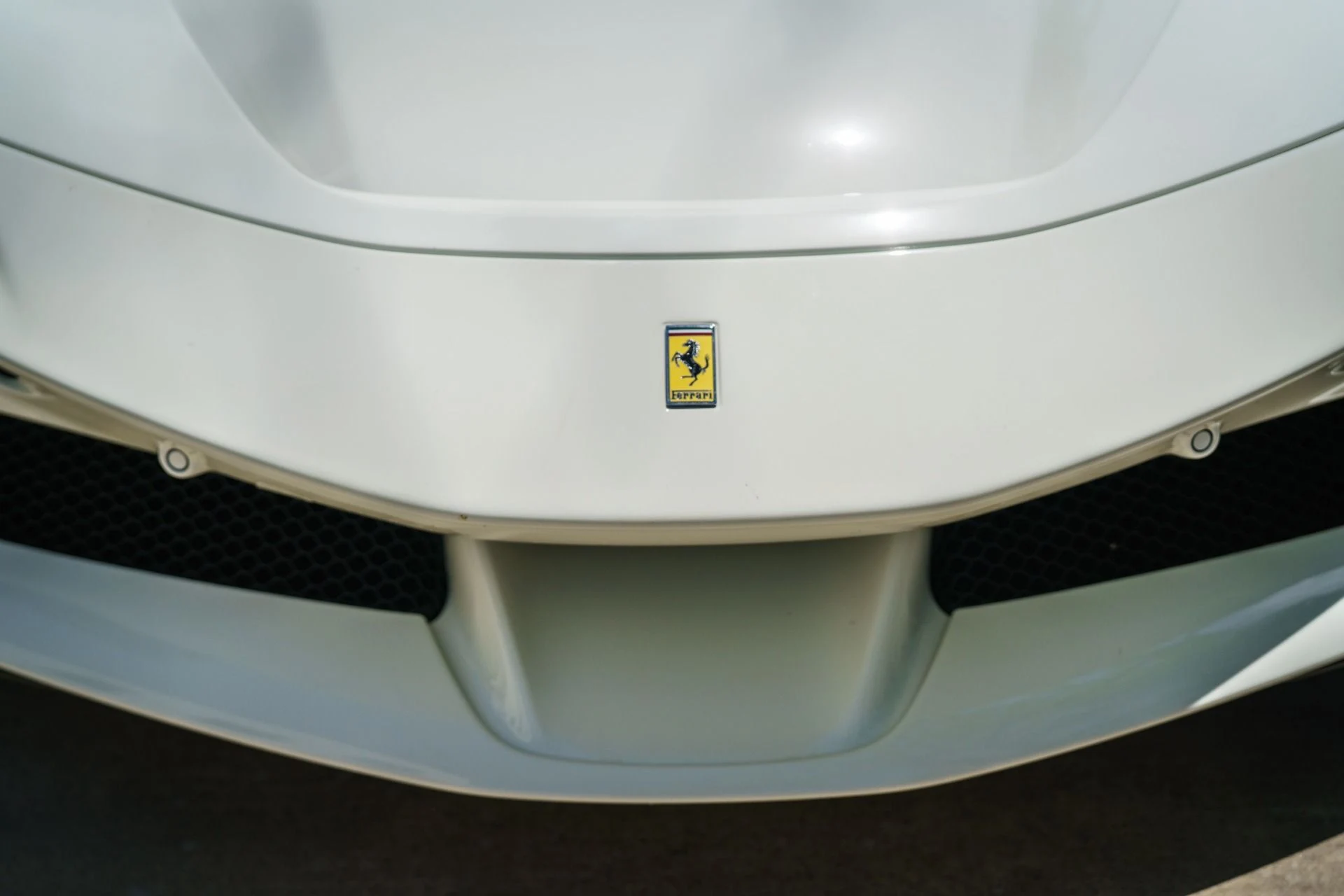 mph052_50787292_Used_2023_Ferrari_SF_90_Stradale_1778270789_cbaae31c93