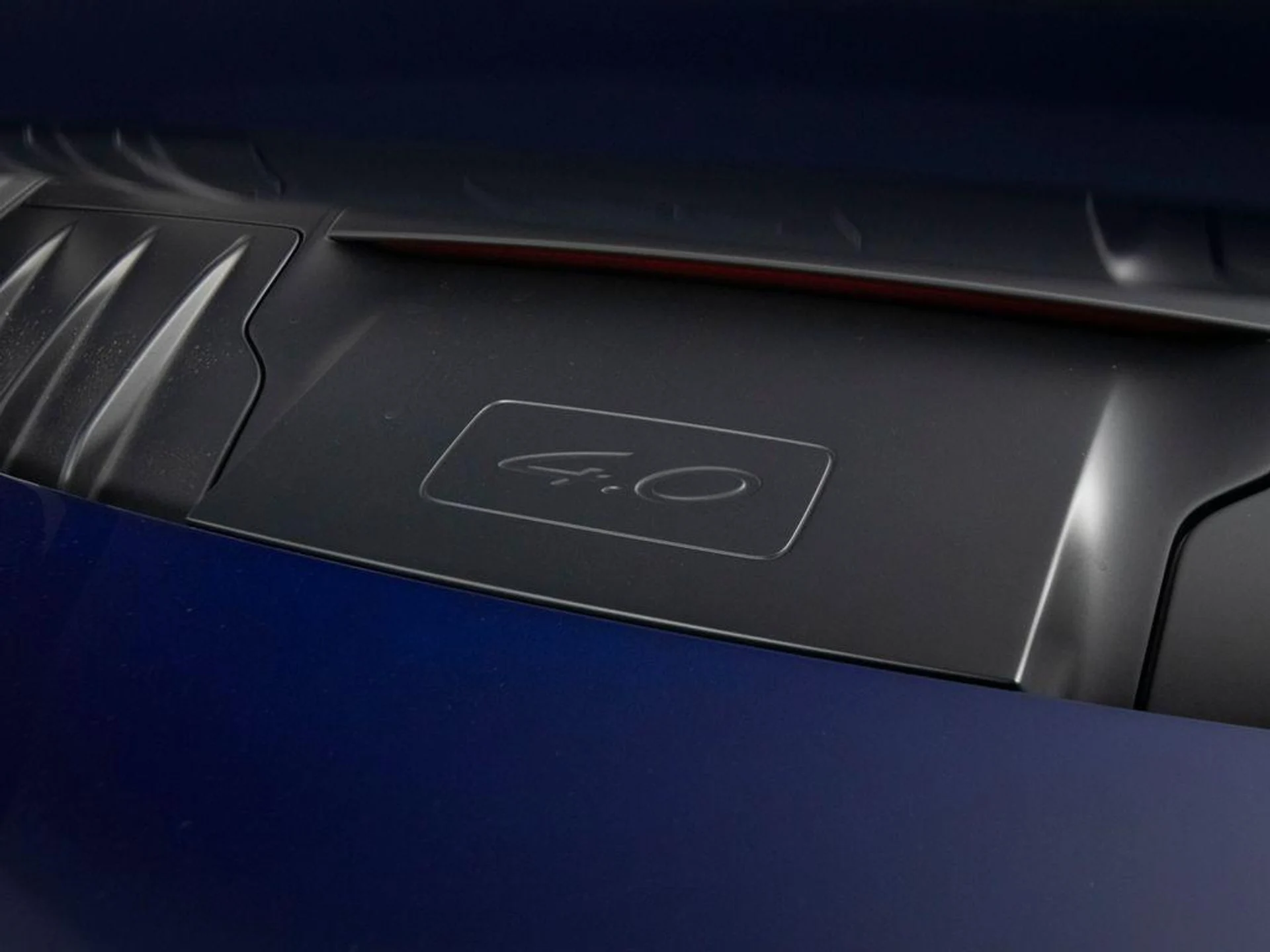 mph052_508295054_ekl6pb_F57_Mgz_R_Zvos_Ind_c_Rb_Wws_08d8aa3911