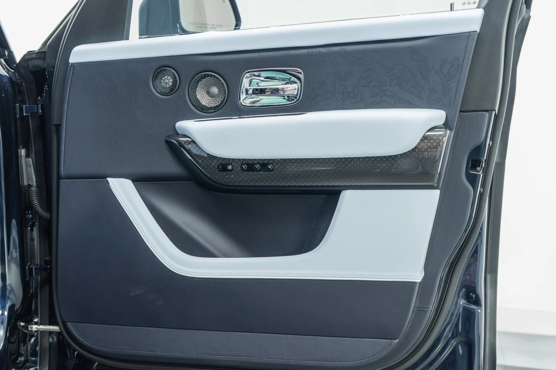 mph052_51350717_Used_2025_Rolls_Royce_Cullinan_Black_Badge_345_Miles_611_K_MSRP_Gorgeous_Interior_1783451197_e6023c9d18