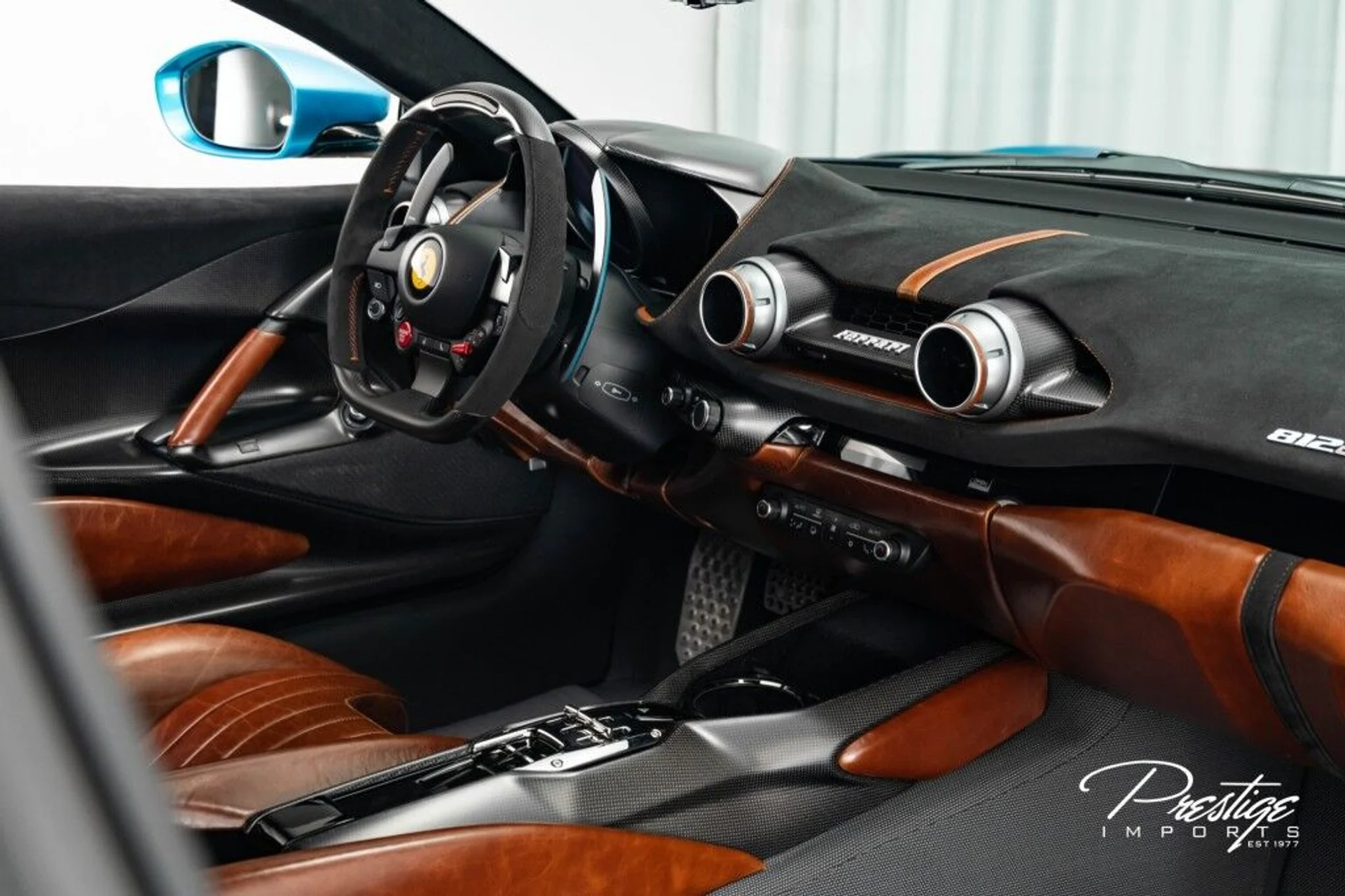 mph052_516489049_585070a4fdeed42c7ea245639bcc68d8_53d7dc8c5d