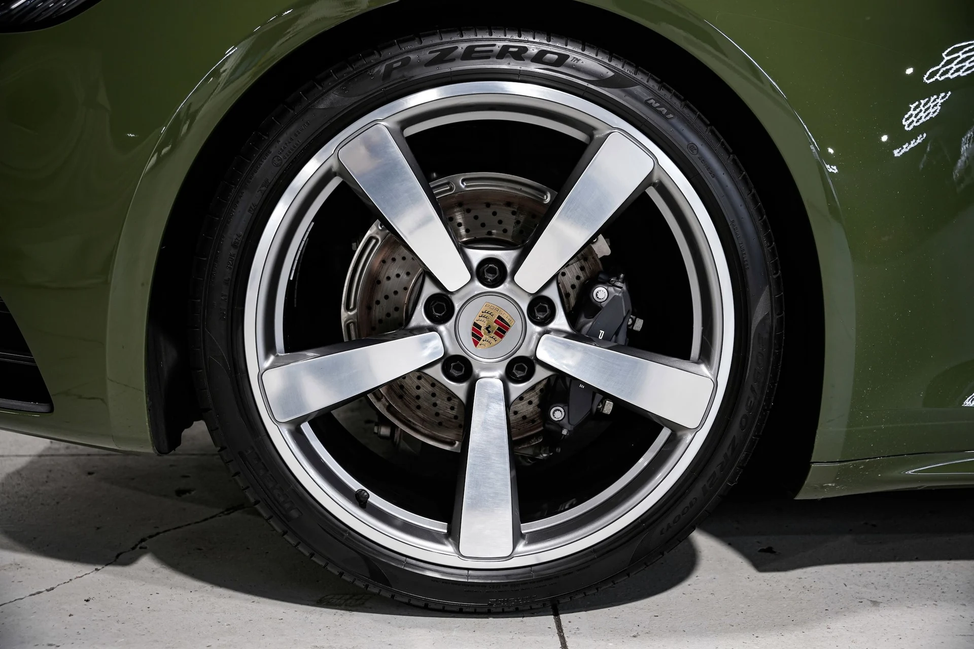 mph052_522167510_83c7e855ee48a13565fa4fe21f6963afx_2221d6656b