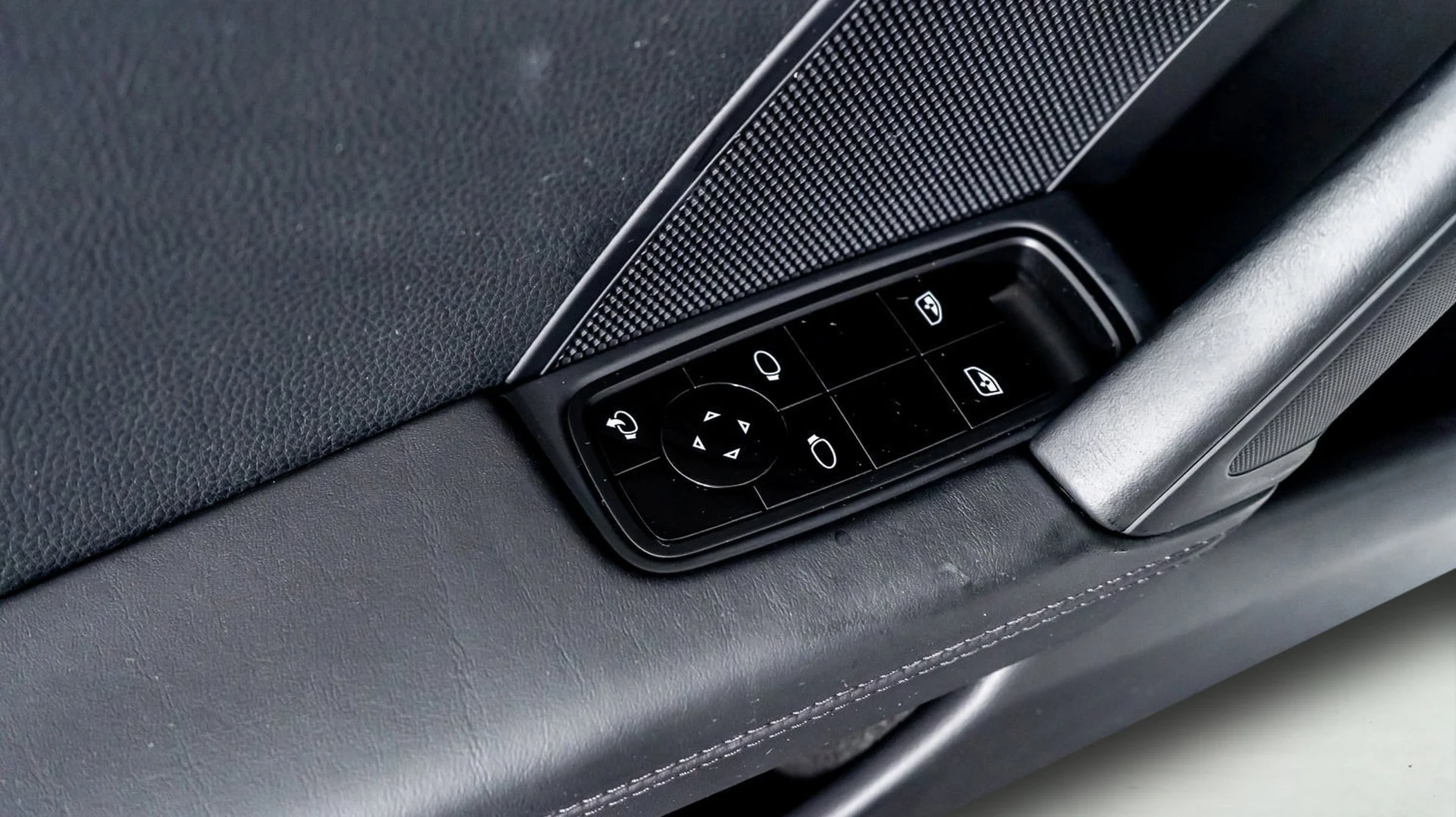 mph052_526259899_content_homenetiol_com_2001243_2130496_0x0_48f2519d5bb340019f71b21c846f4a1a_b73572723b