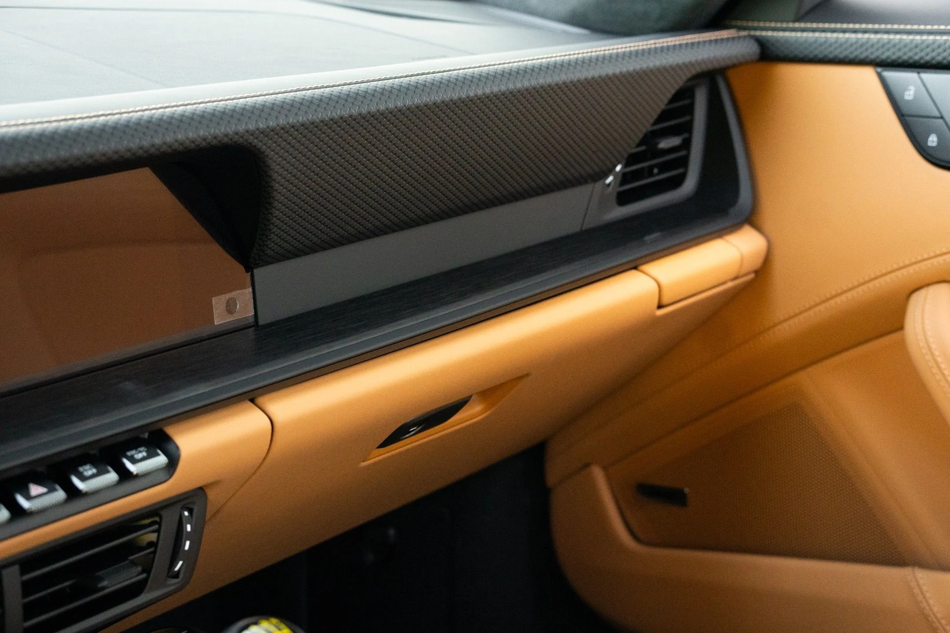 mph052_527300303_Used_2026_Porsche_911_GT_3_Touring_1770143984_47c56983fa