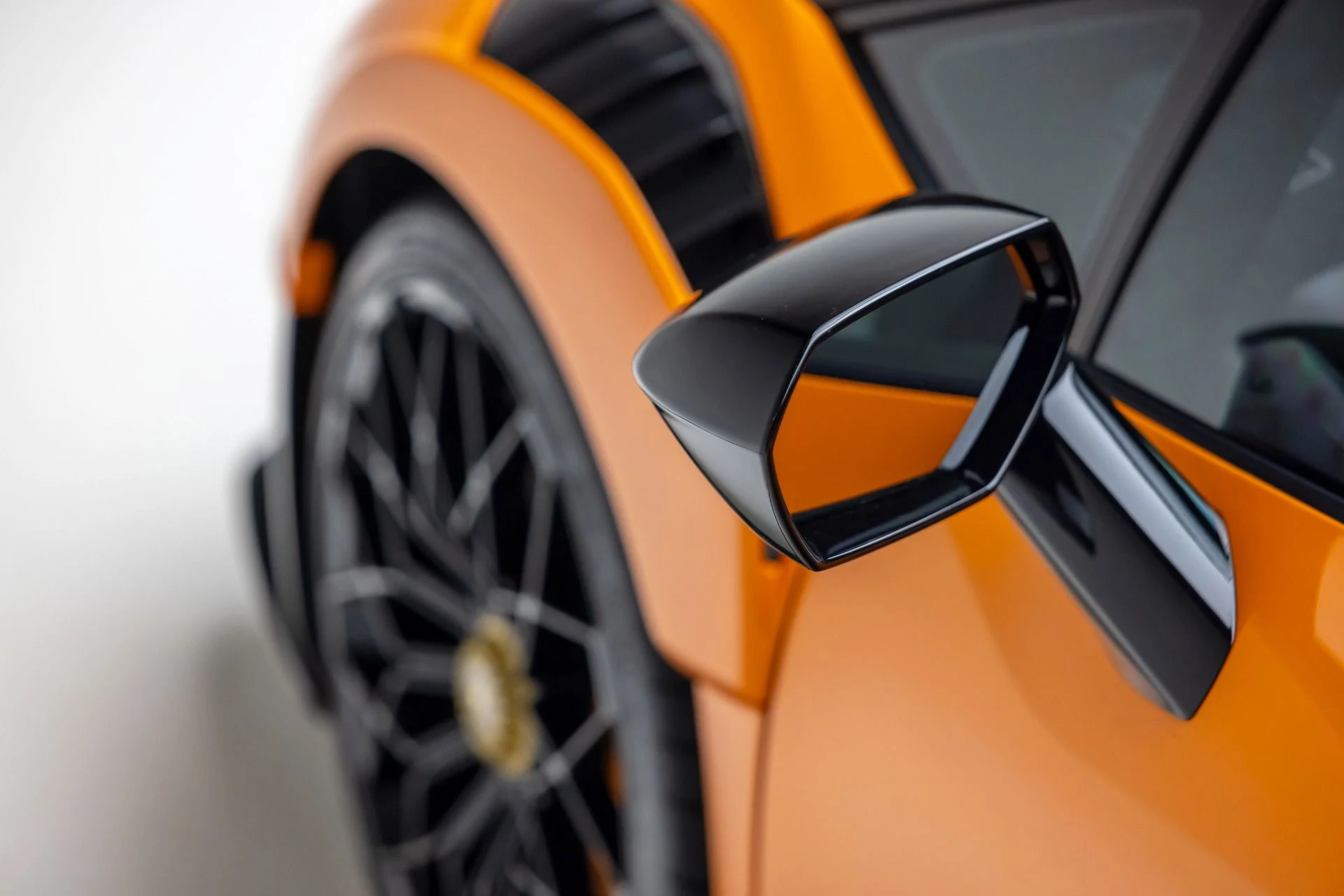 mph052_529999493_13165_p53_l_0576b17c9f