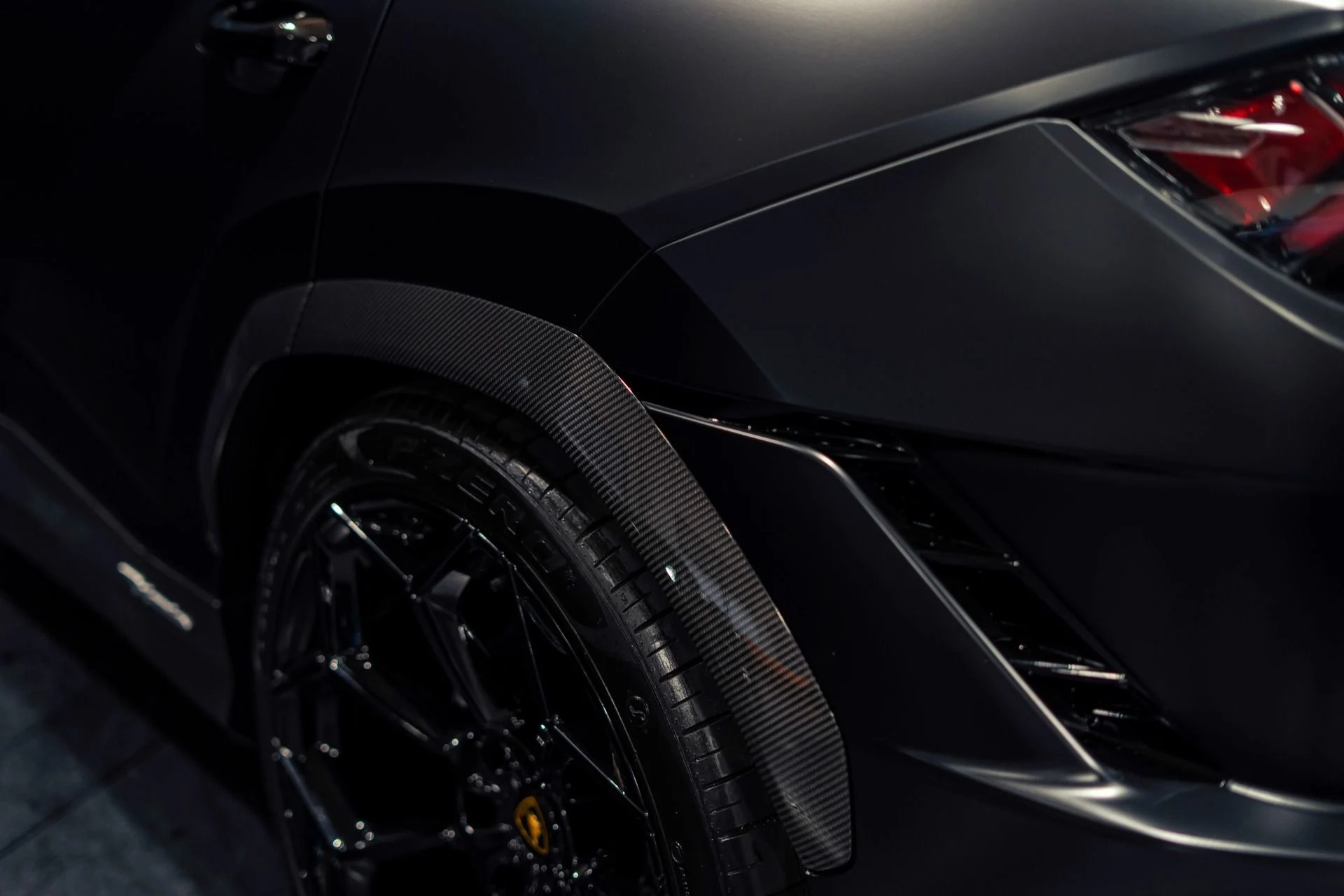 mph052_530098057_Used_2023_Lamborghini_Urus_Performante_1780414144_aedb426374