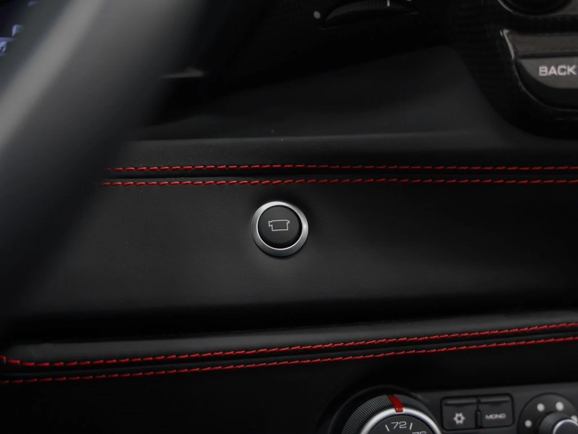 mph052_535895574_53_fa3fdf9078