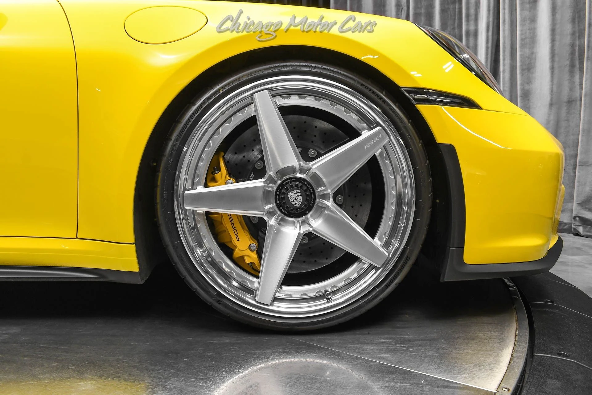 mph052_547231247_13002_p53_l_52fca529f4