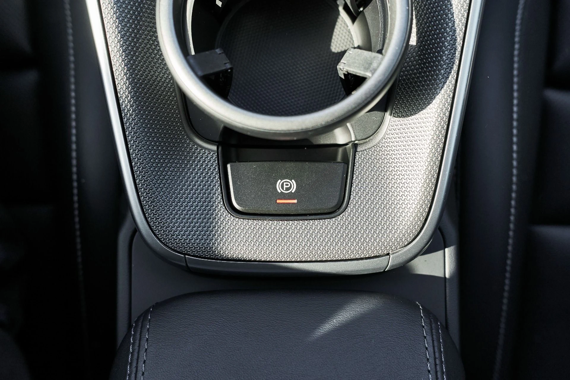 mph052_554617804_Used_2024_Porsche_911_Turbo_1765937852_9efc75ea0b