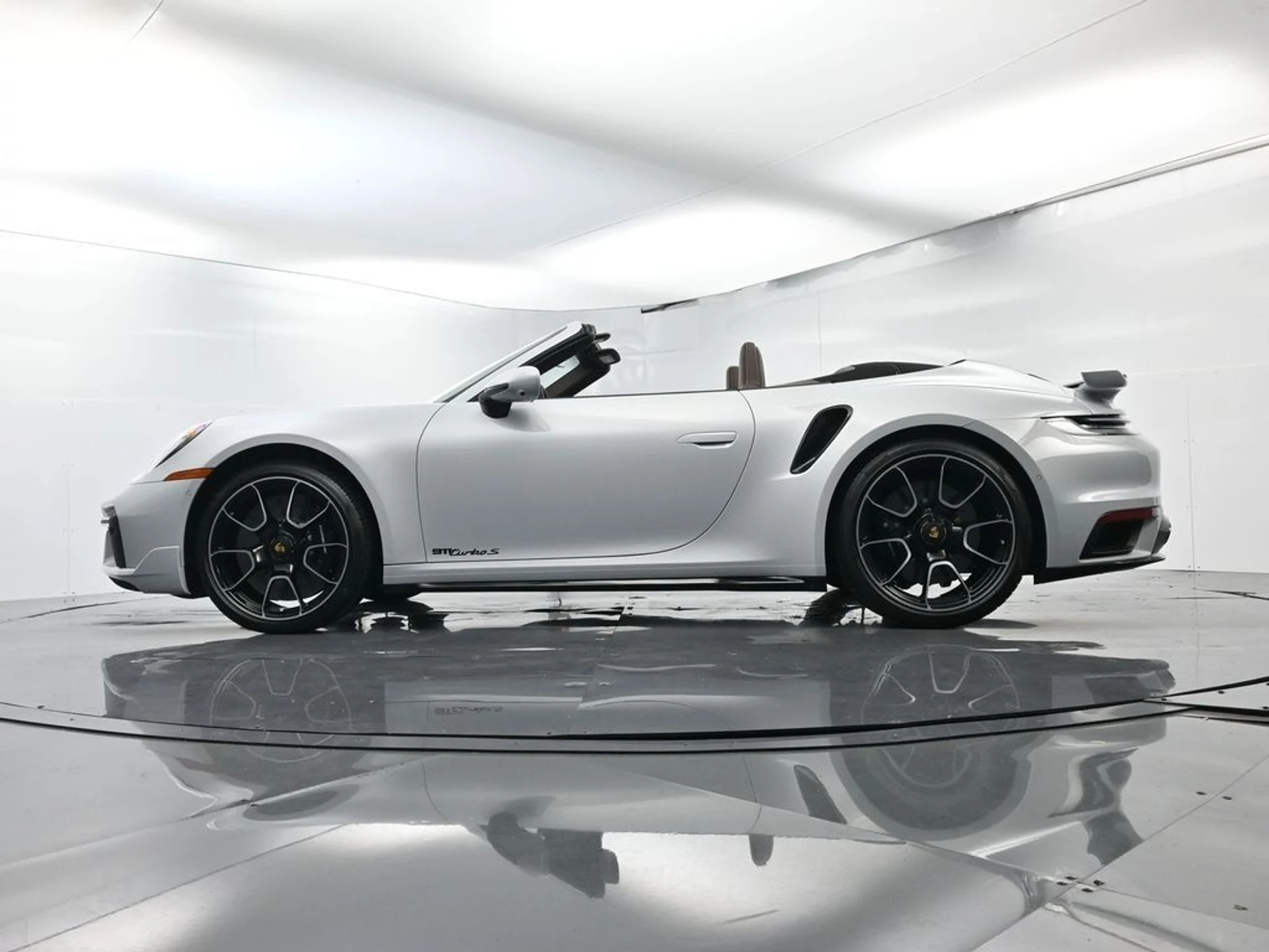 mph052_558911715_7627ad163fa6e4cf84dc192a75874301_9ee7488f3b