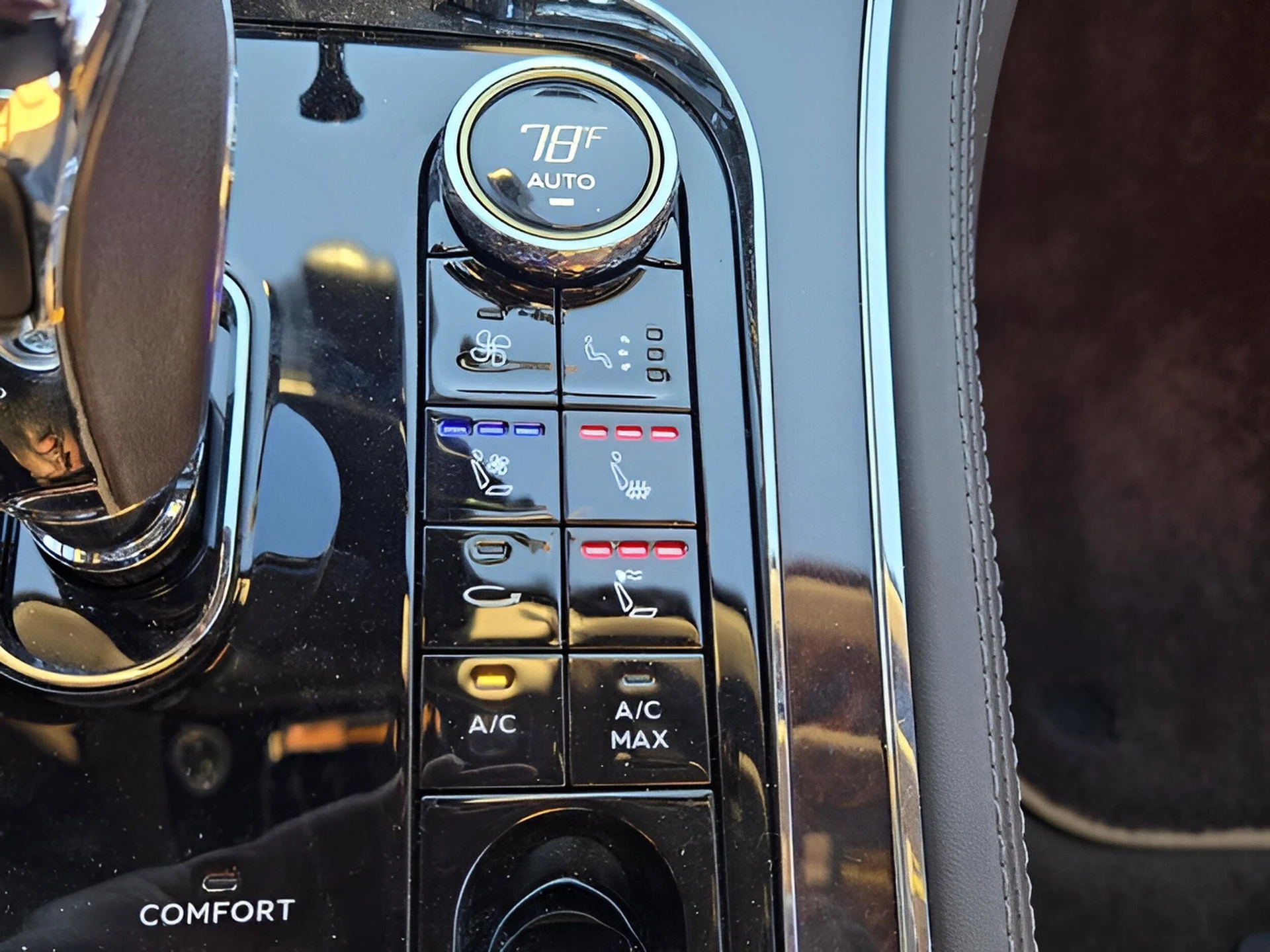 mph052_571331696_bec754a43a86432b15b3b3109198a98dx_727622a368