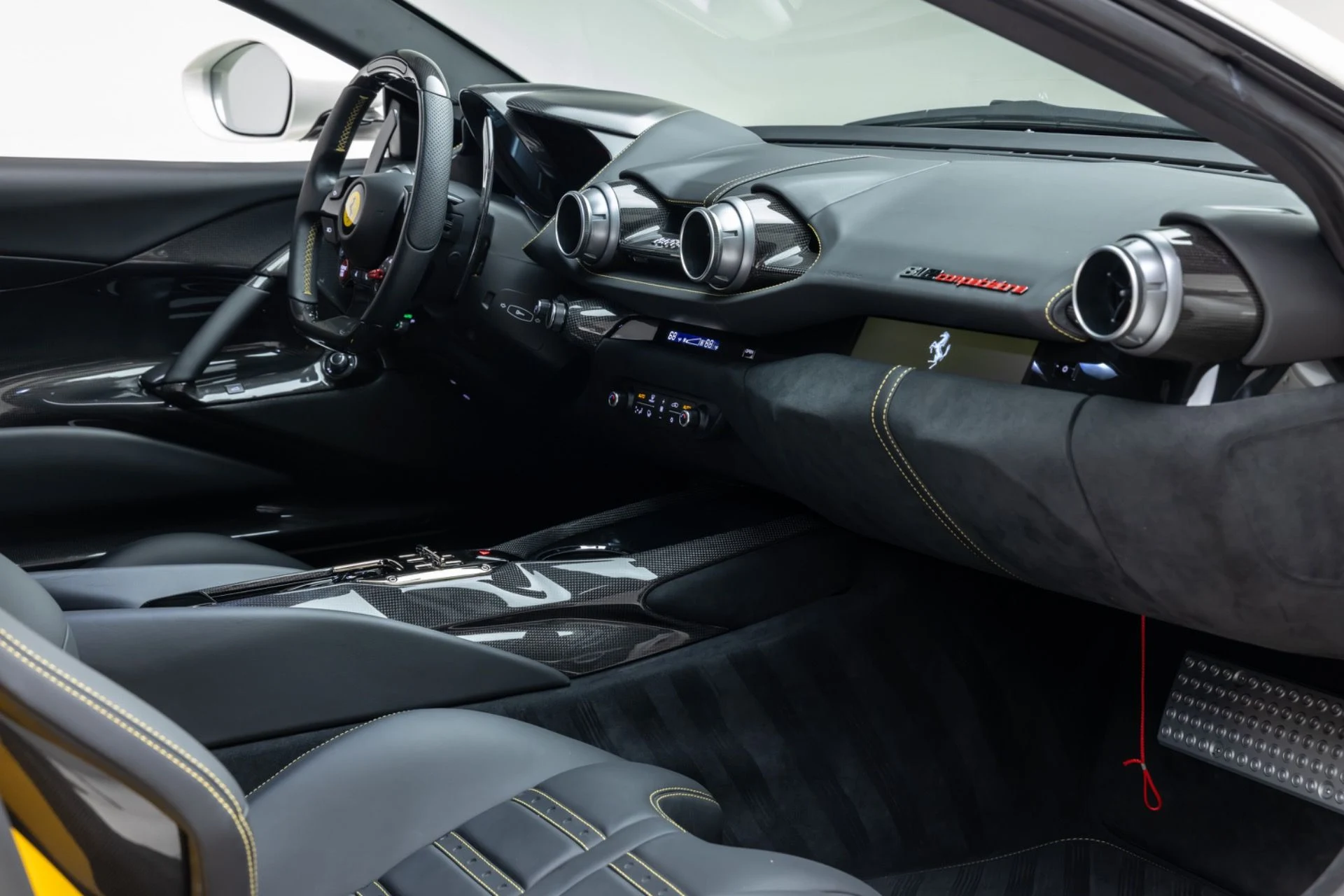 mph052_574111879_13030_p53_l_a1816e0044