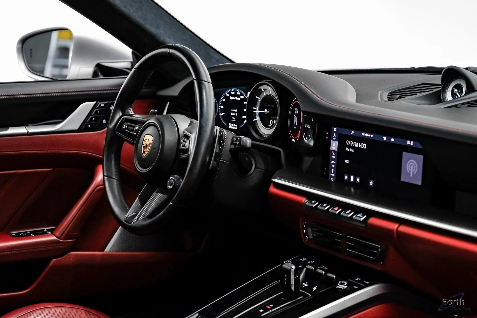 mph052_577156933_a3638201ec128bbac3f75530b6c7b527x_62cfaeb17b