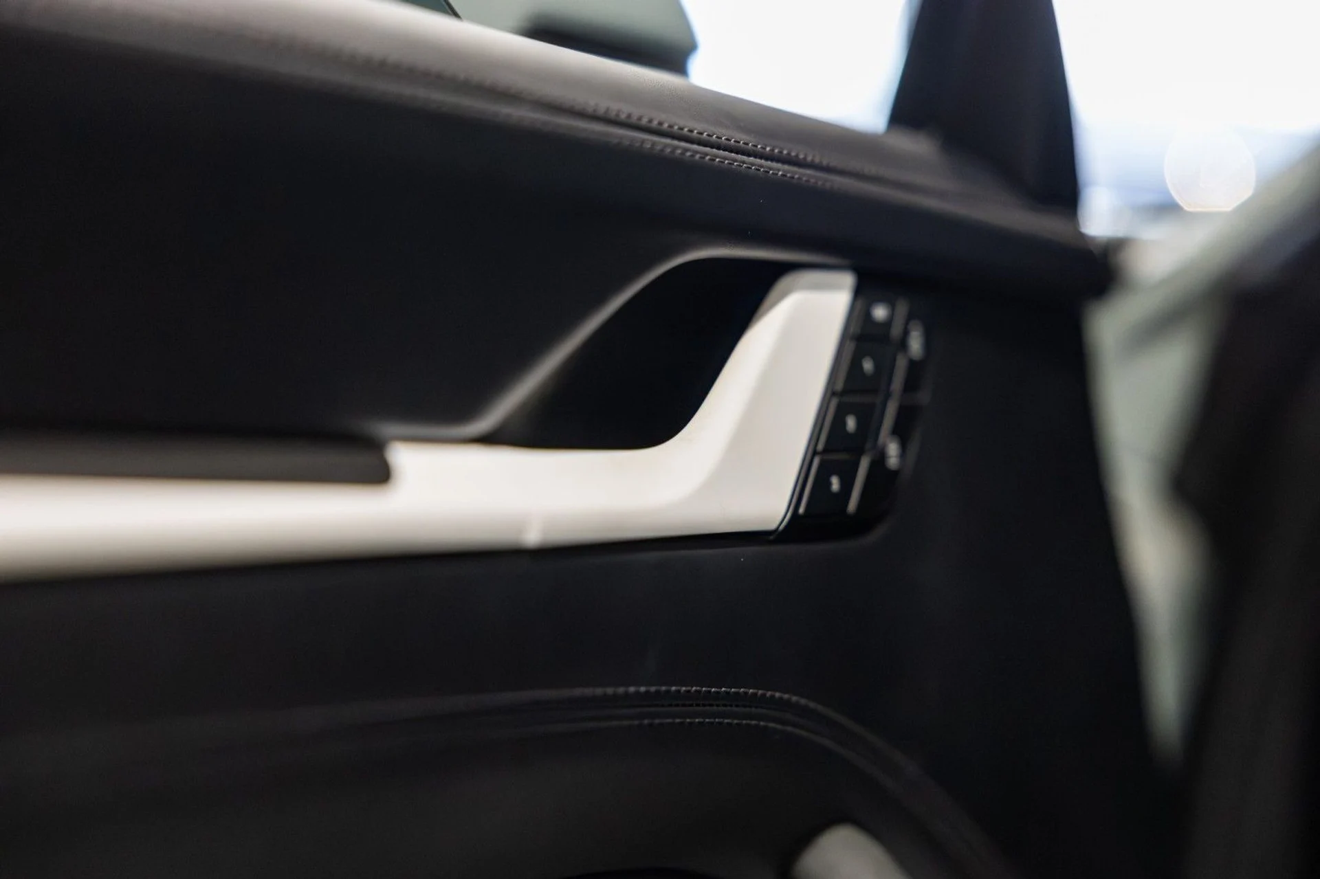 mph052_579835784_r_Q_440fe6e4aa