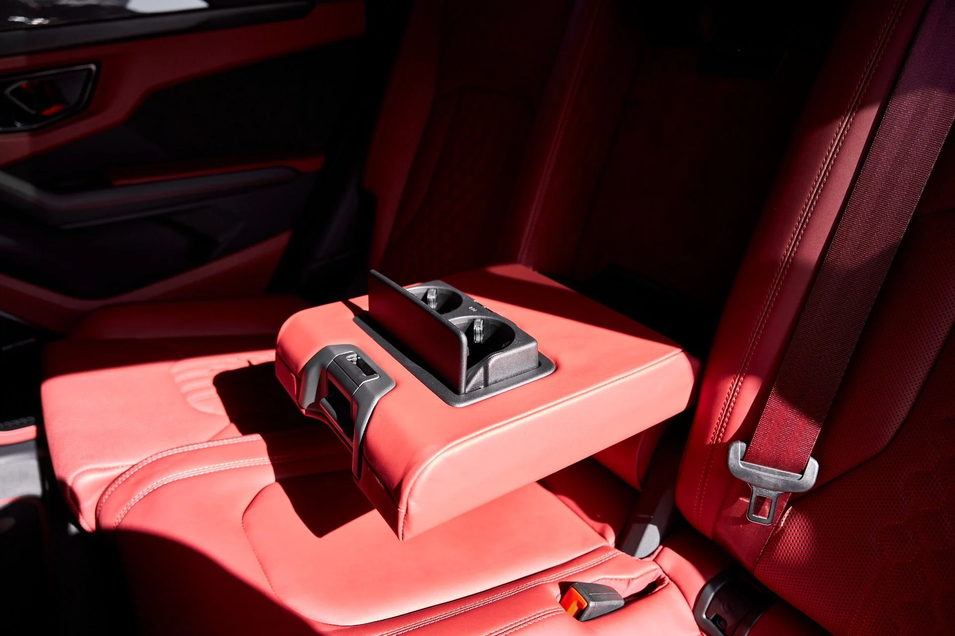 mph052_600882134_Used_2024_Lamborghini_Urus_S_1769733303_3e348f9e82