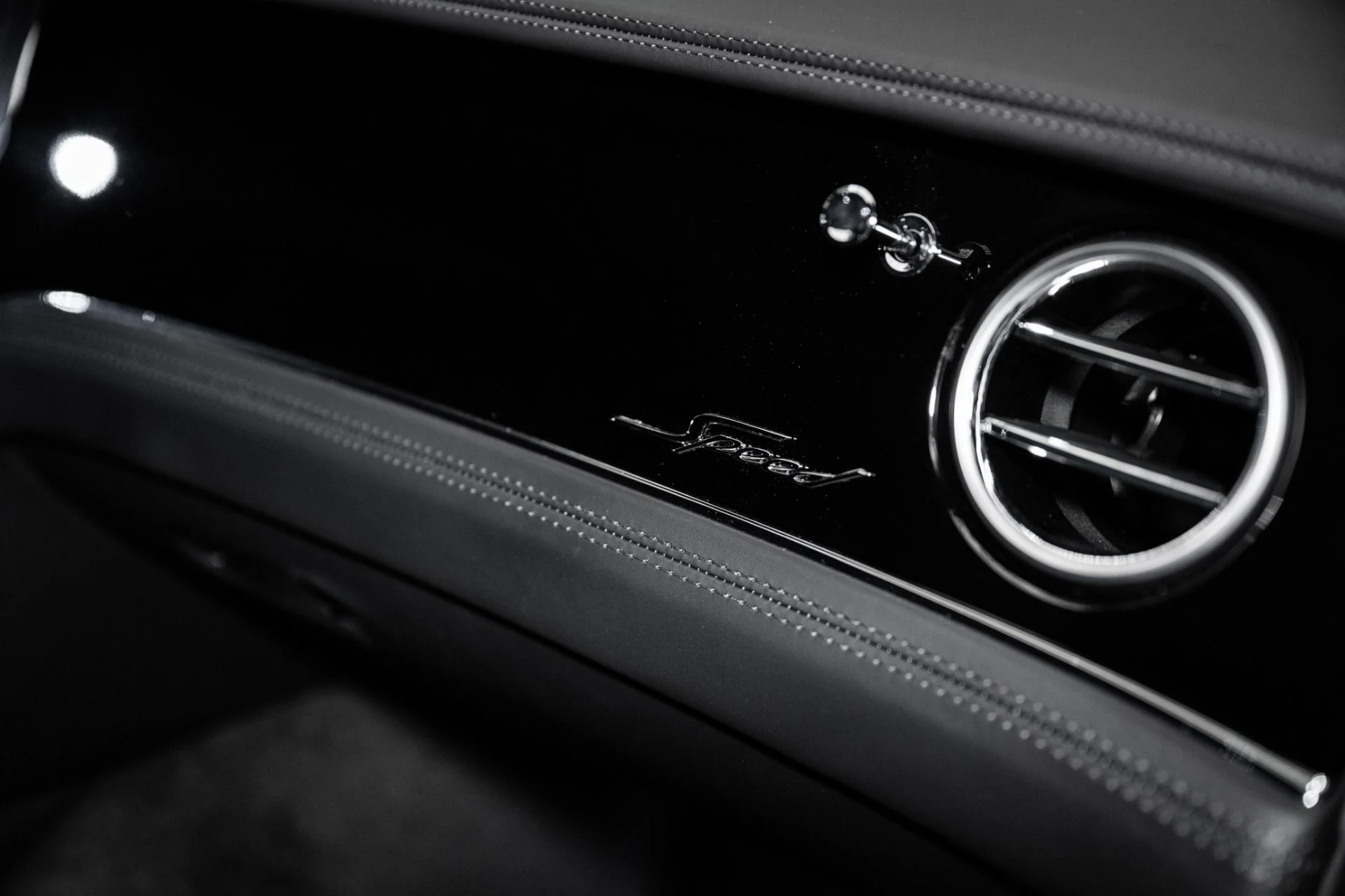 mph052_602615030_Used_2024_Bentley_Flying_Spur_Speed_1756911756_c215dcfa95