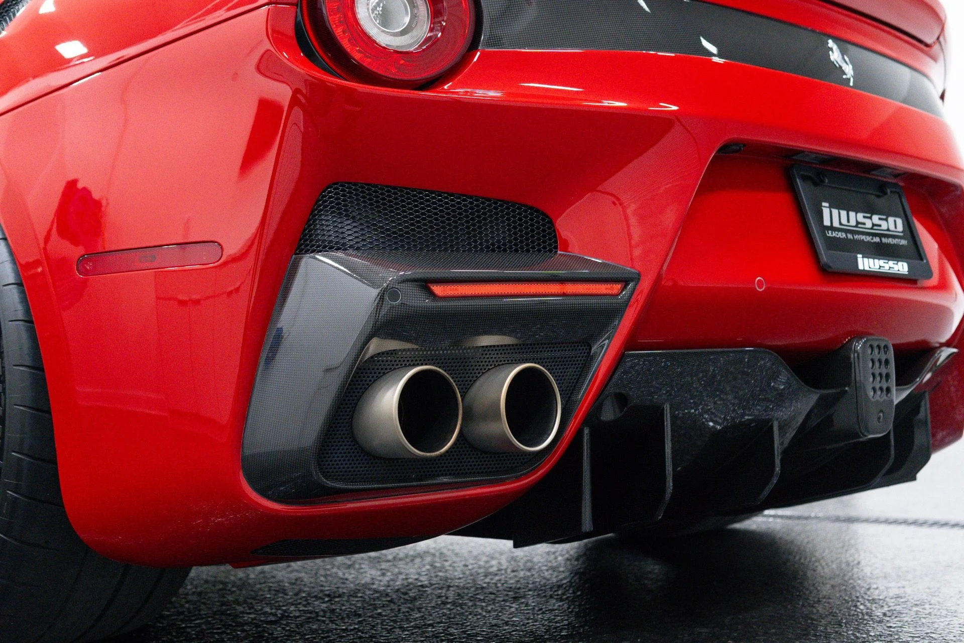 mph052_623182357_Used_2017_Ferrari_F12tdf_1788471792_d644ee60fe
