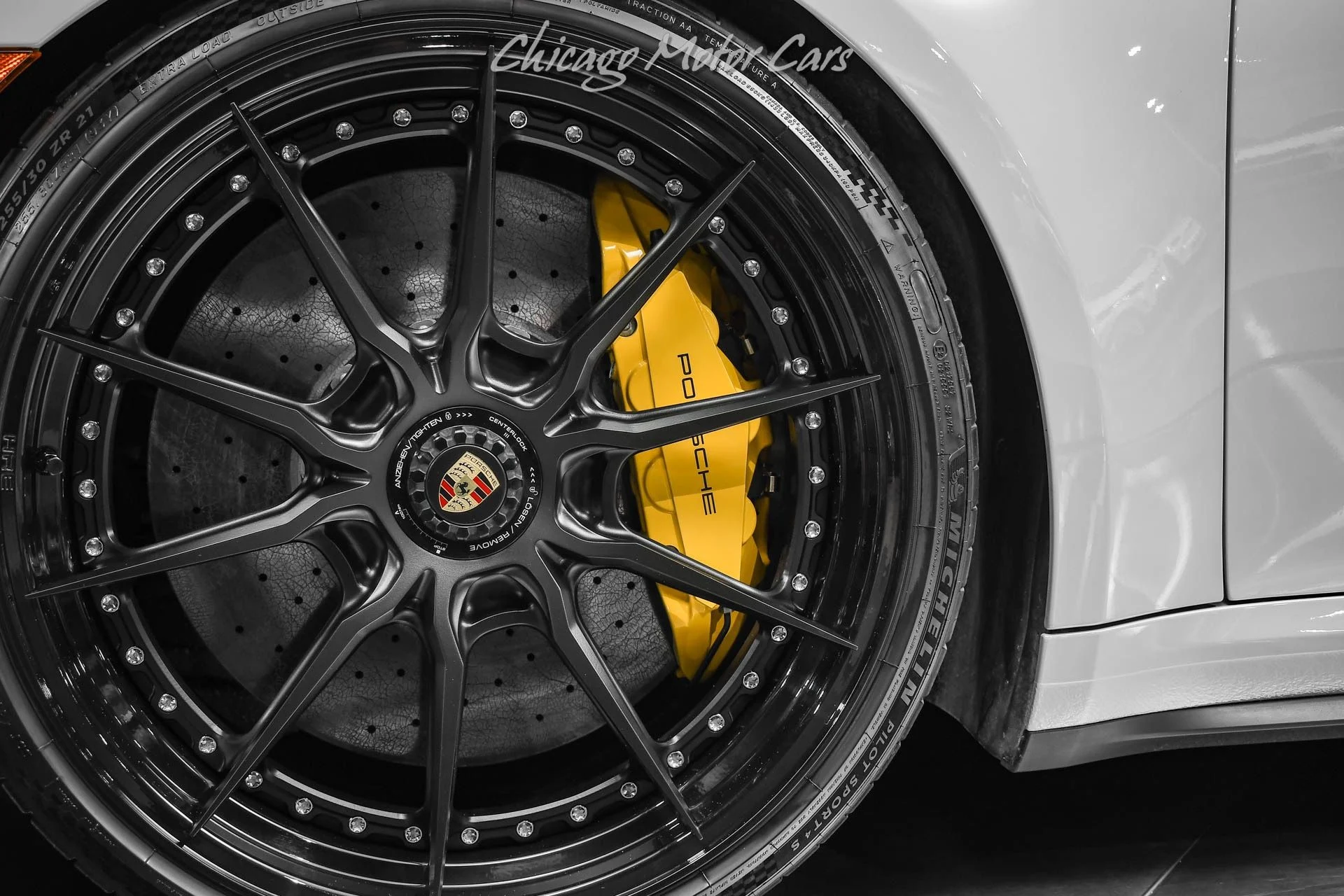 mph052_633386747_10645_p53_l_e26e7f6be4