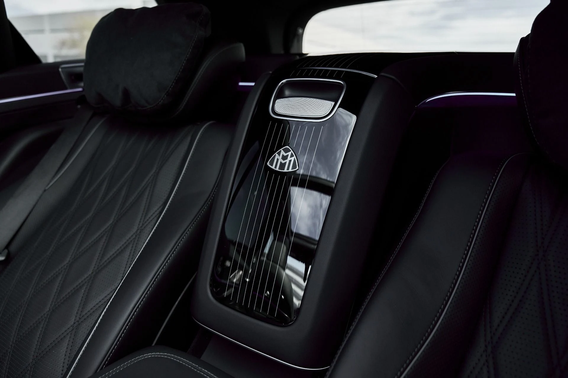 mph052_658735563_Used_2024_Mercedes_Benz_GLS_Maybach_GLS_600_1773530627_50fd59ce17