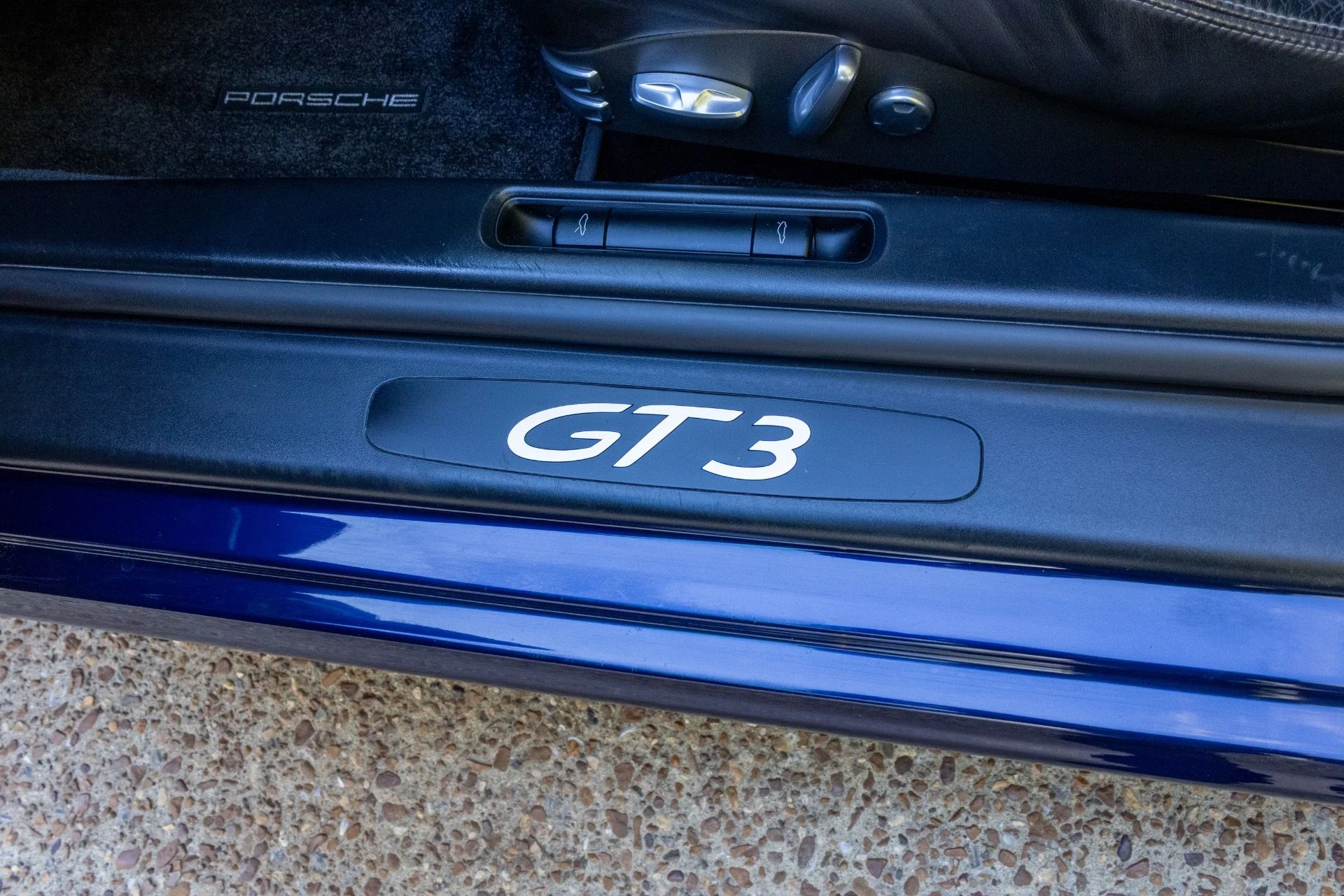 mph052_662680999_Used_2007_Porsche_911_GT_3_1791996870_64685684c6
