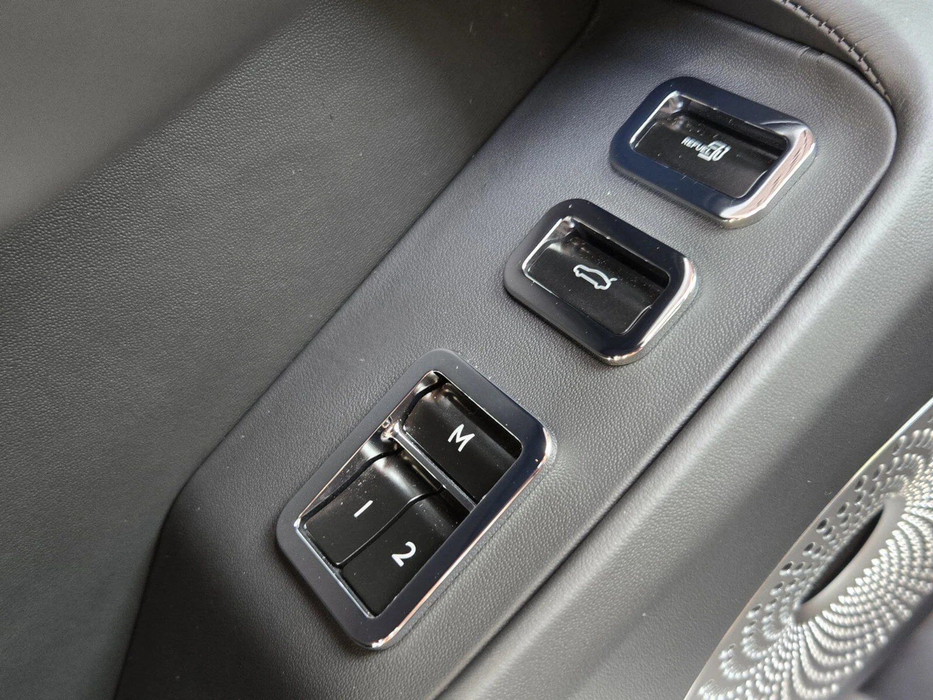 mph052_667823538_f36608ec8e50b0172c4ececdcfa0cd8cx_4efb93e5e1