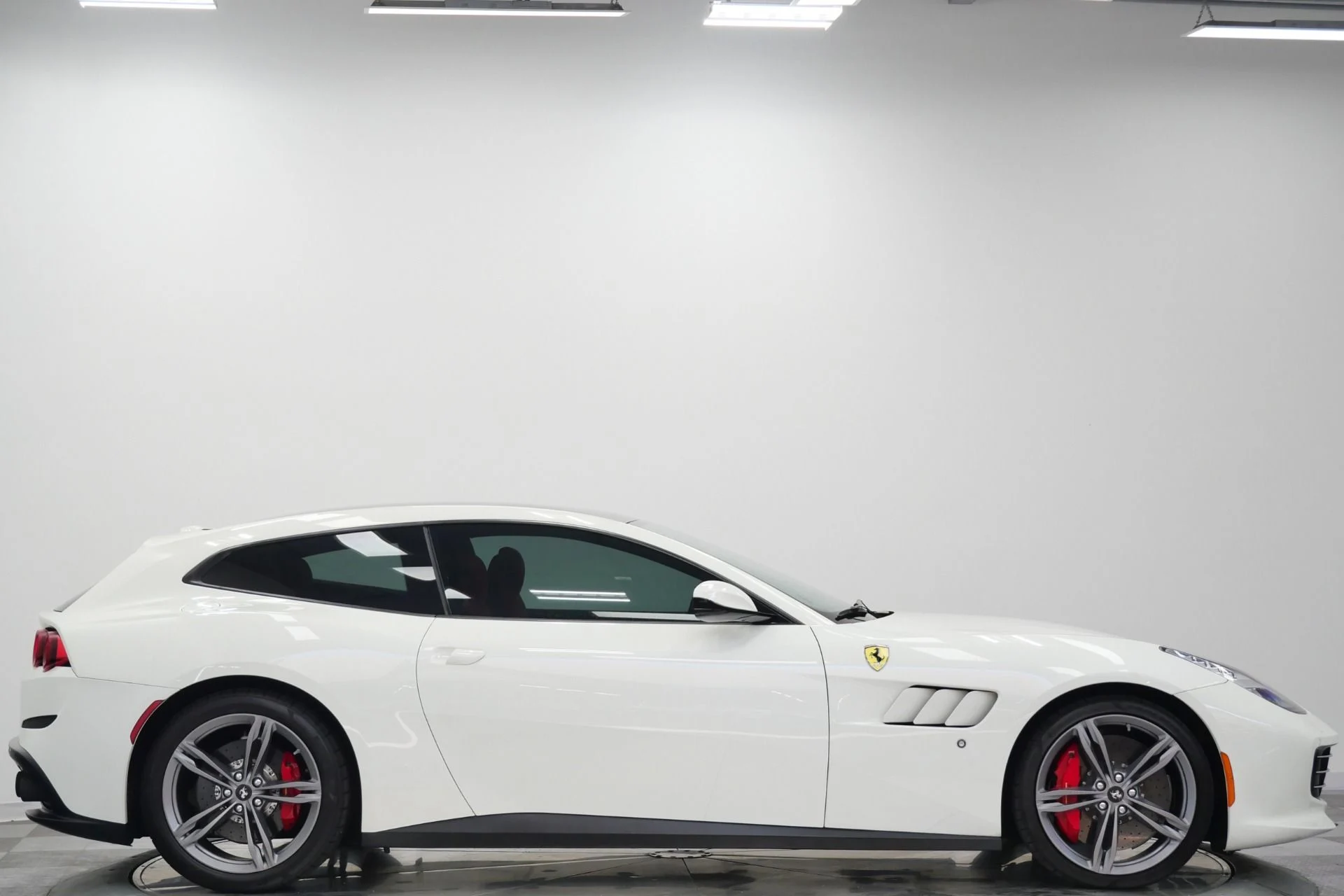 mph052_696873597_Used_2017_Ferrari_GTC_4_Lusso_V12_Power_Heated_and_Ventilated_Daytona_Seats_1780598649_db08bd8a26