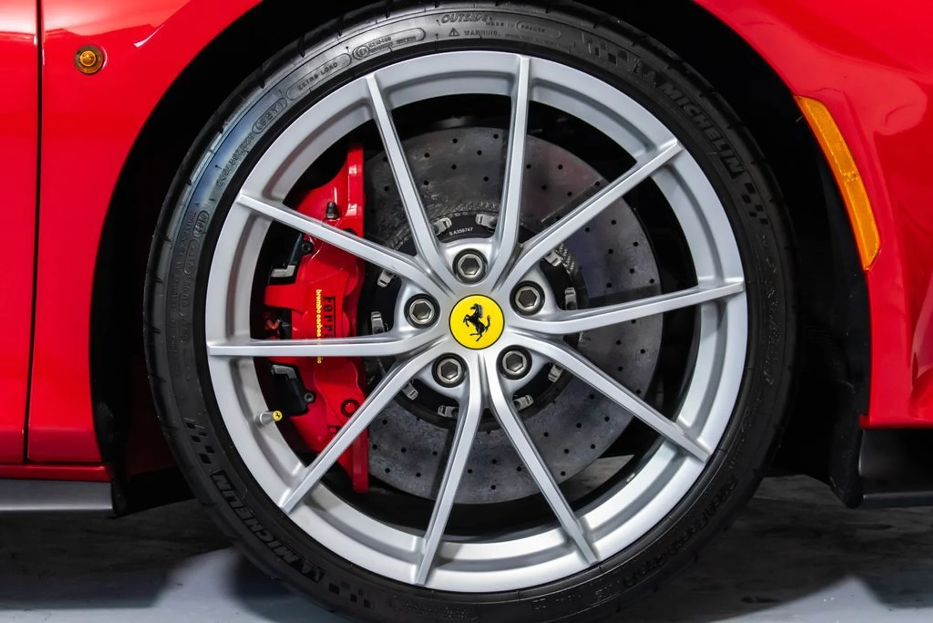 mph052_701186758_3eb563d69dbdd7e72812d90e2d7de96bx_b3b6d45a18