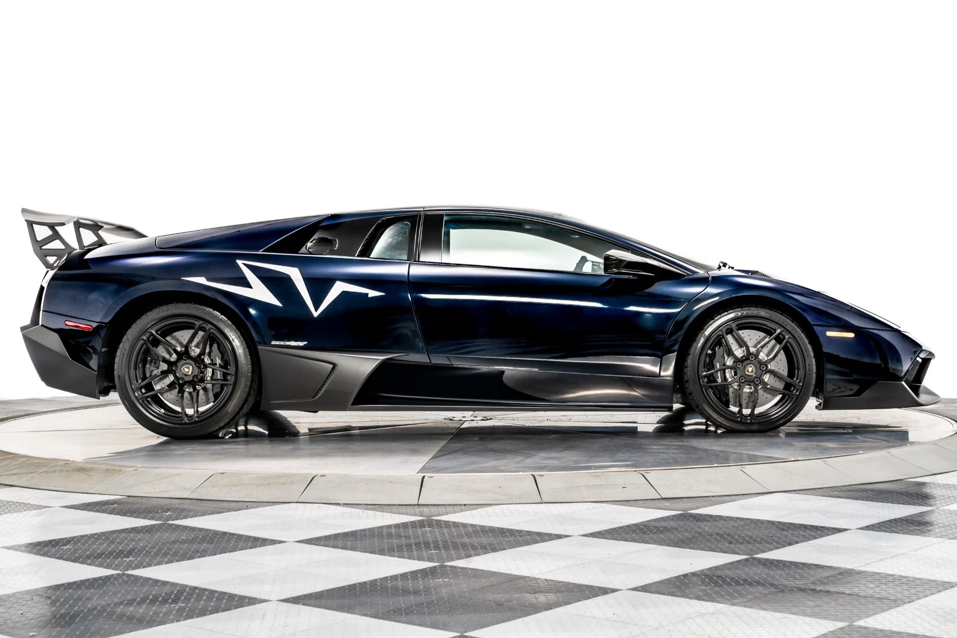 mph052_711520073_Used_2010_Lamborghini_Murcielago_LP_670_4_SV_1759859215_026955cc6b