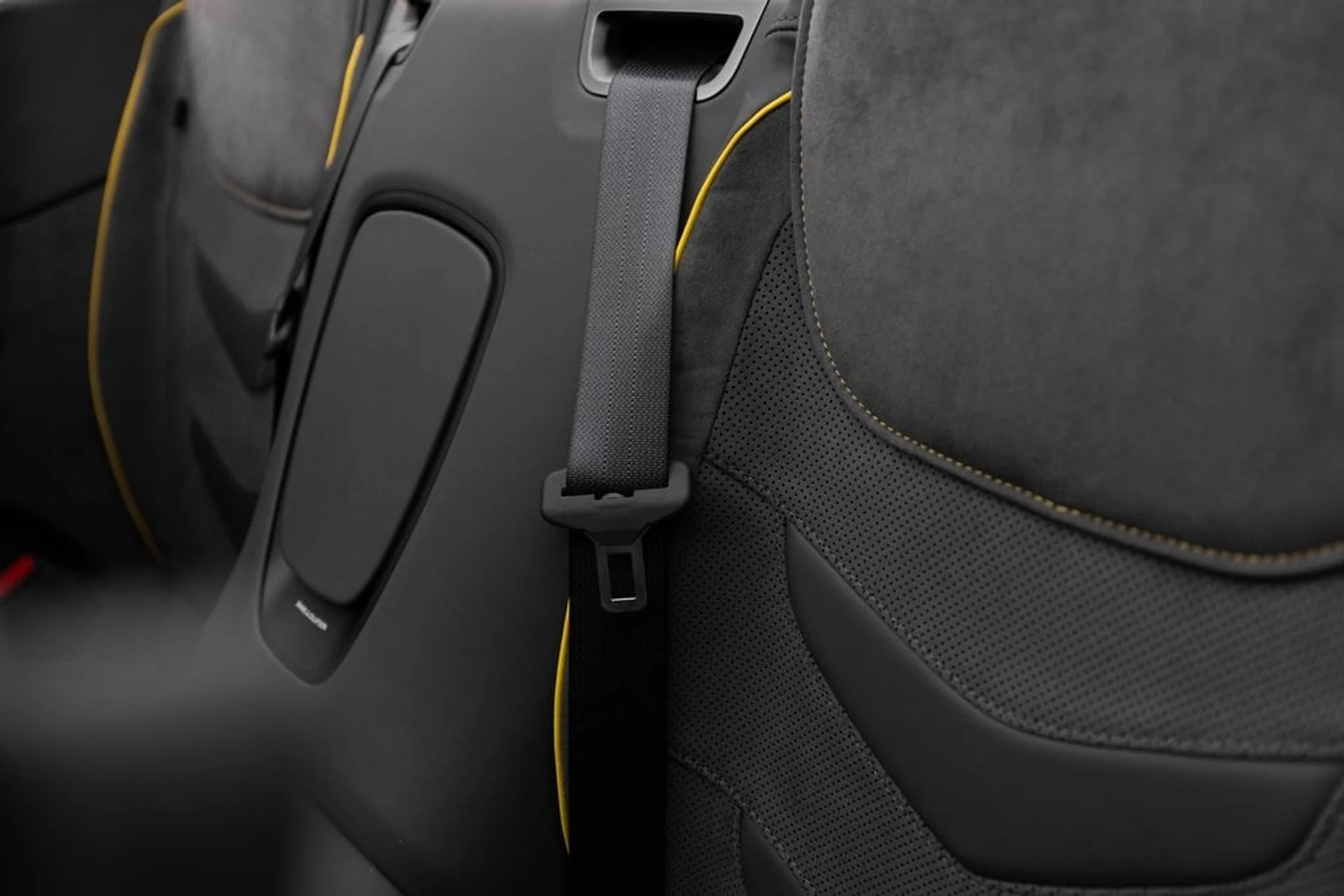 mph052_731116322_819280e6cc9f2e4ef087b46d0880cde9x_9084a93bad