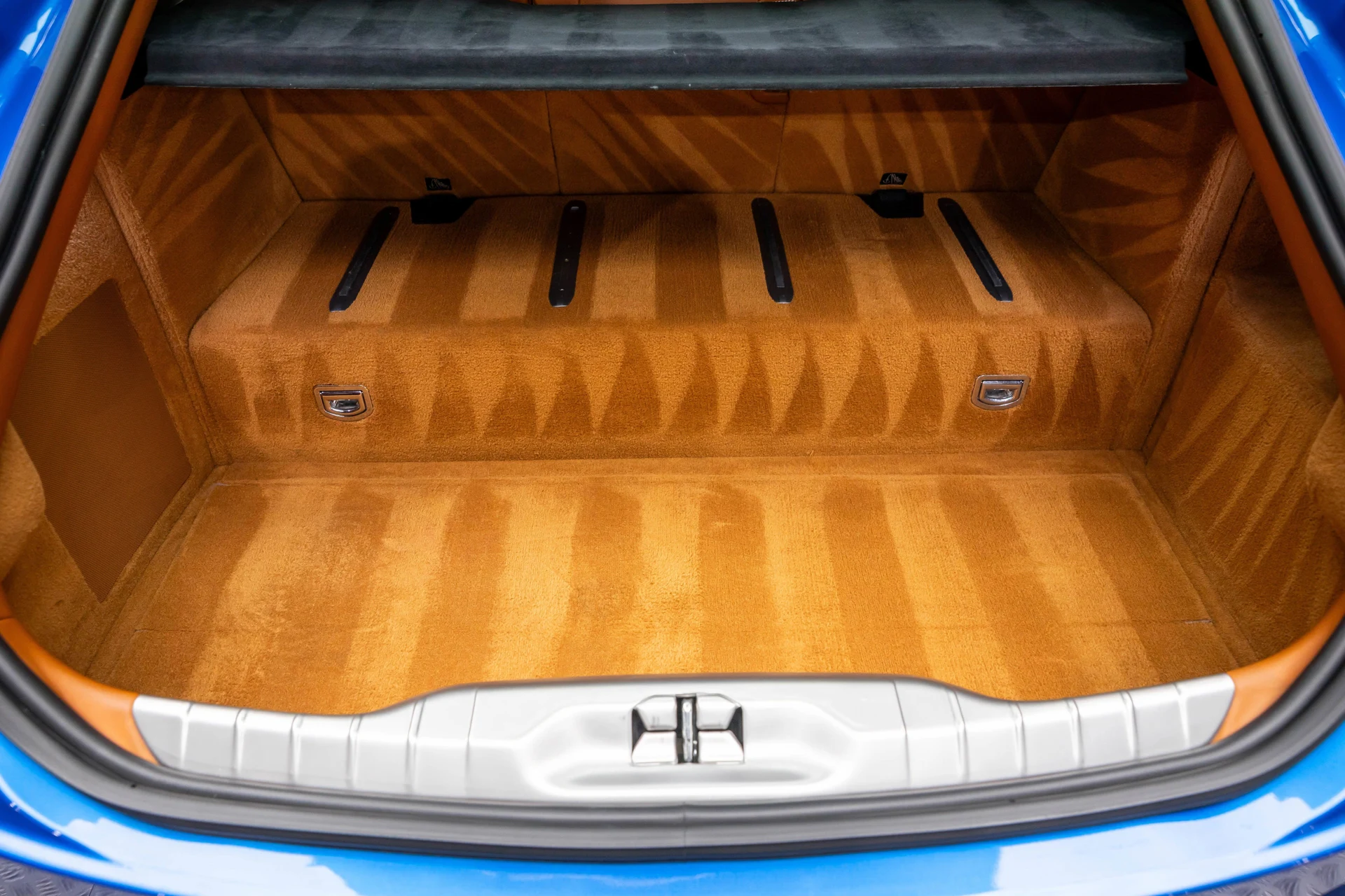 mph052_757108641_e76a7c50811b403a85e6317f6adf5c98_3e18273944