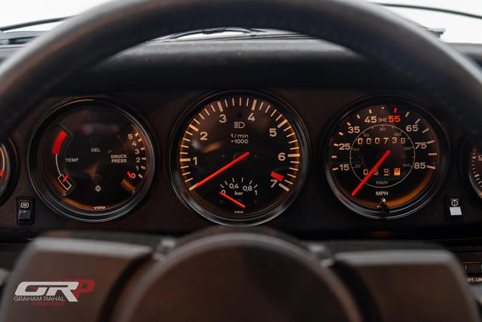 mph052_760889336_B99_F11_A2_15_DD_4446_B625_FC_92023244_C6_3af93fd30d