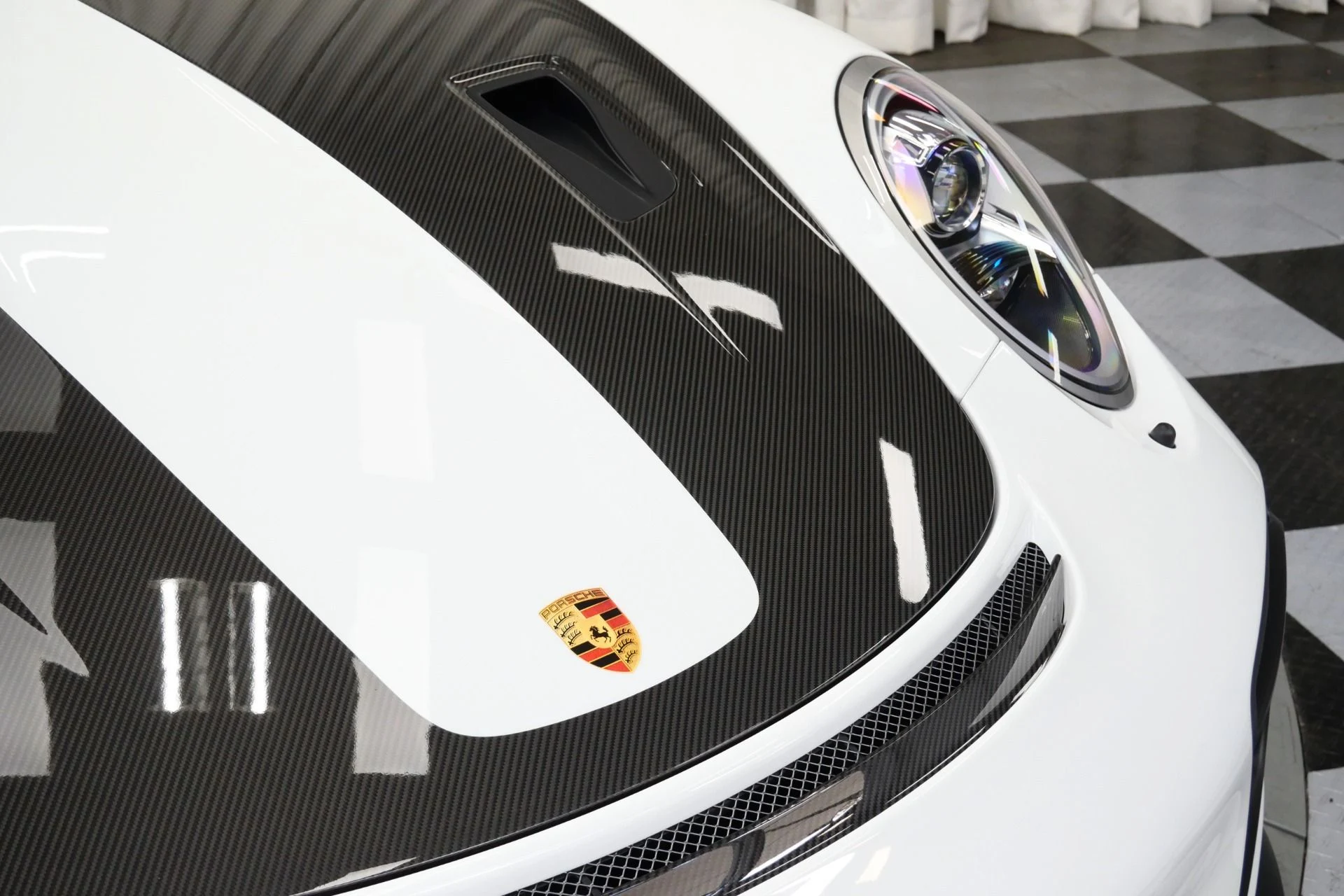 mph052_772729606_Used_2018_Porsche_911_GT_2_RS_Weissach_1756311702_7702bea7f1