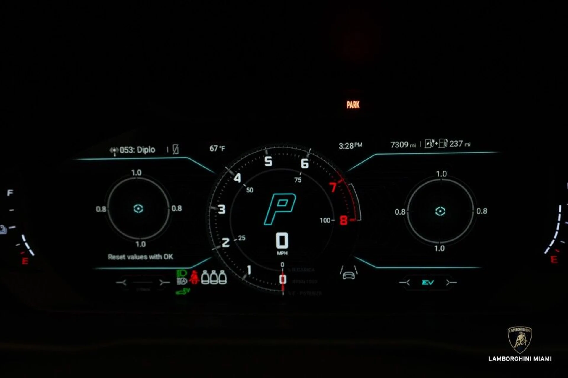 mph052_779101243_8862c9fa5298cb5a66845b894b96d153_c7092e4fc2