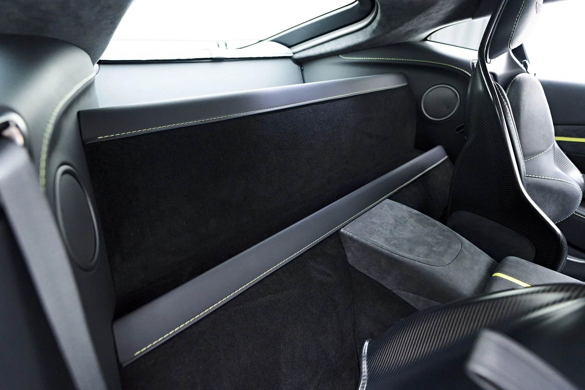 mph052_786239255_Used_2023_Aston_Martin_Vantage_F1_Edition_1755655684_0f51914f9f