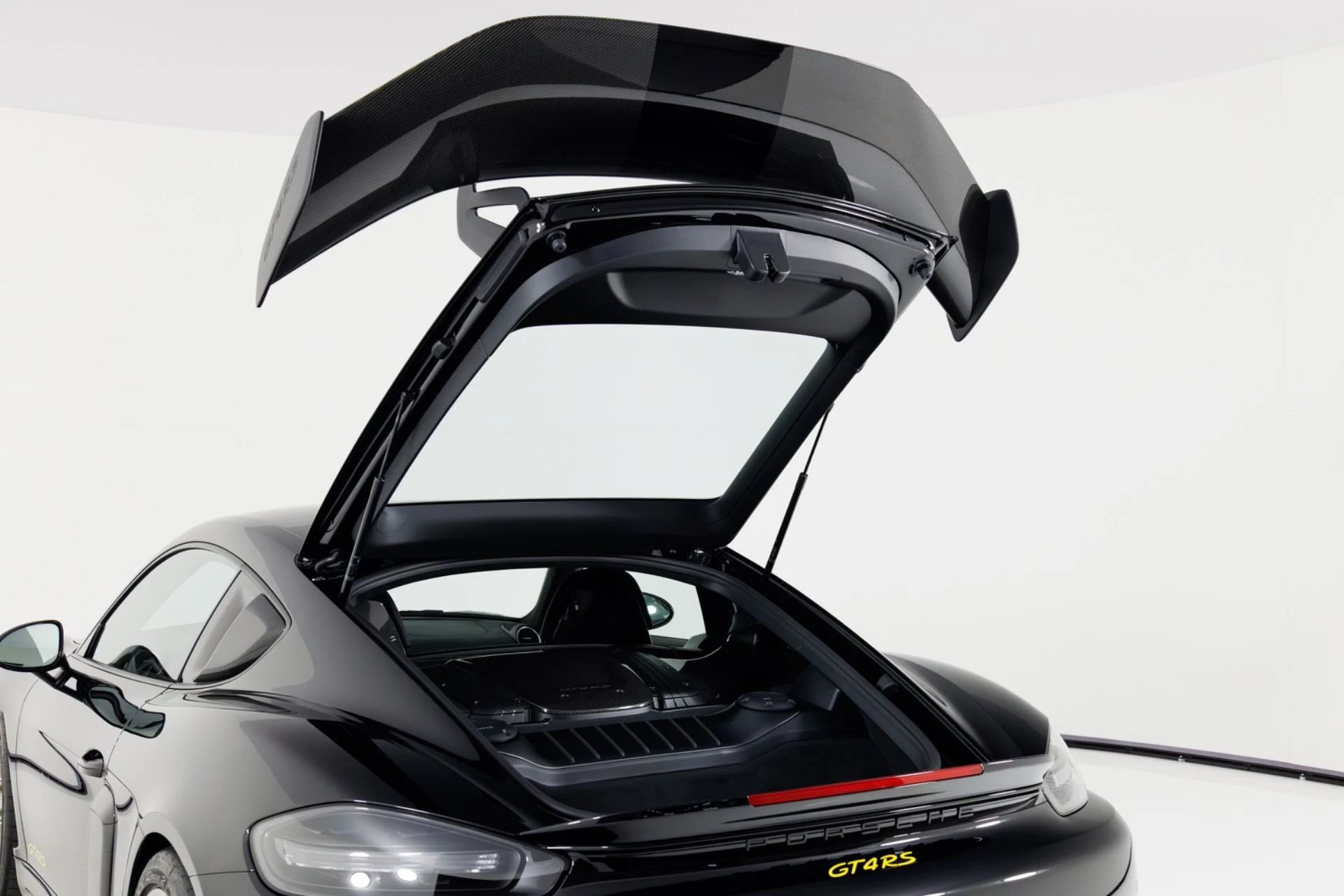 mph052_811629063_Used_2025_Porsche_718_Cayman_GT_4_RS_1774365229_3a3f2c64aa