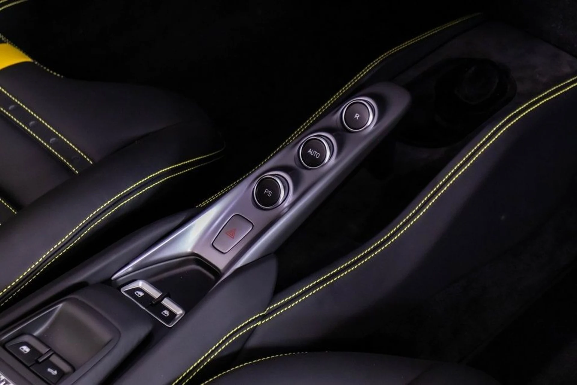 mph052_823625440_d46b737a76d304d944e3dfb8eb8cbc3cx_f6e4c7bf1f