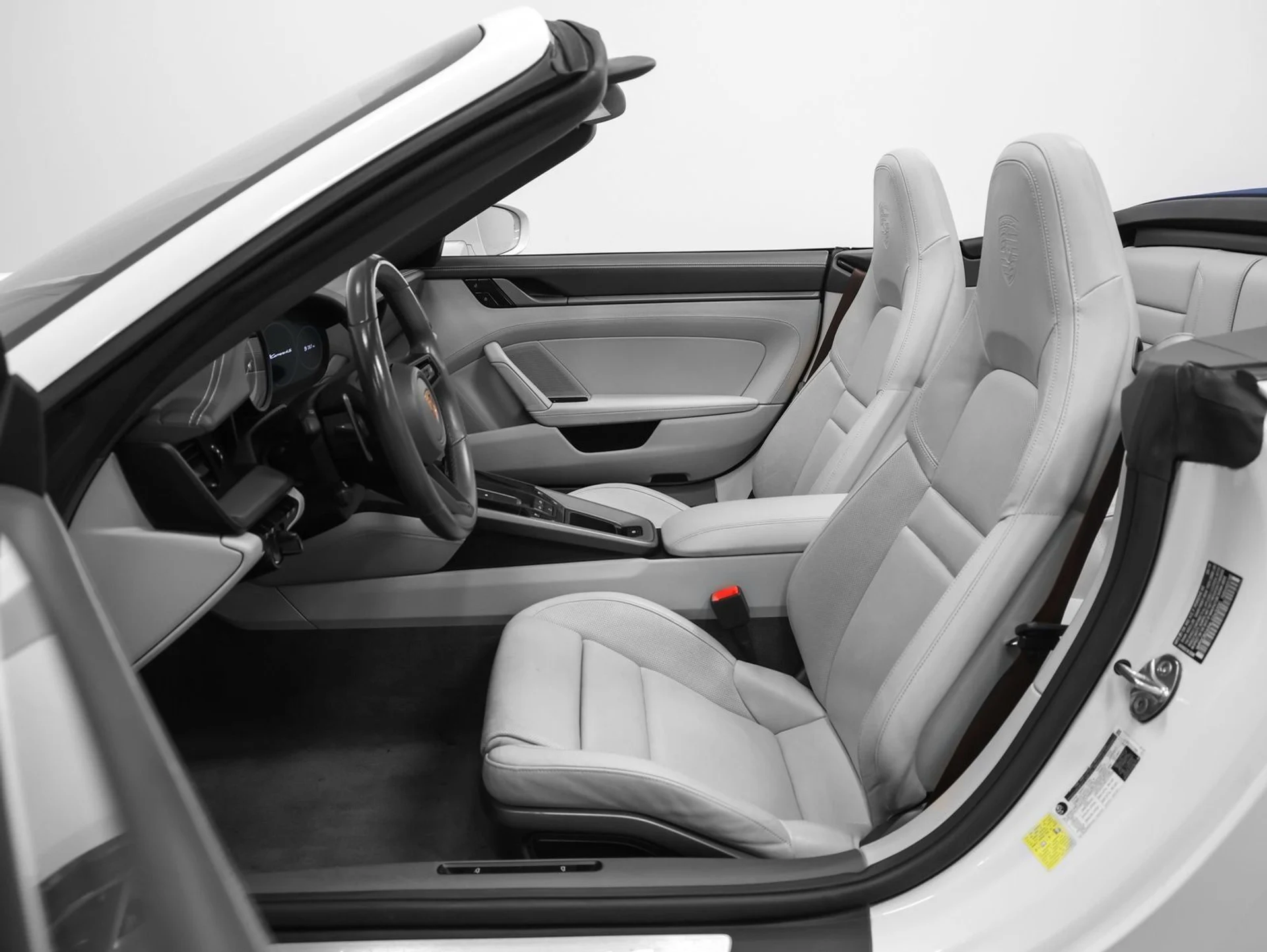 mph052_828595725_53_82d5533e01