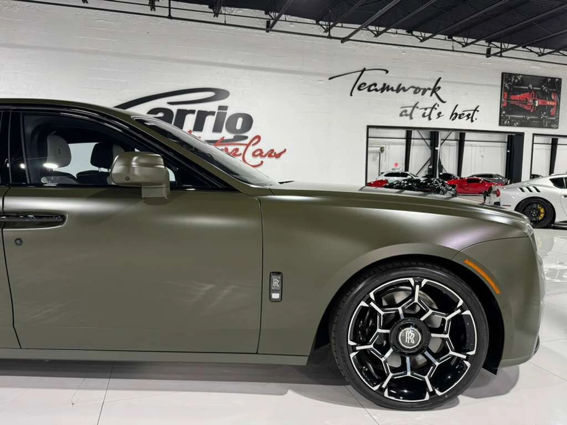 mph052_835205177_b4a86174c670fc85f07bd208b0457ef9_9e6f0edcc3