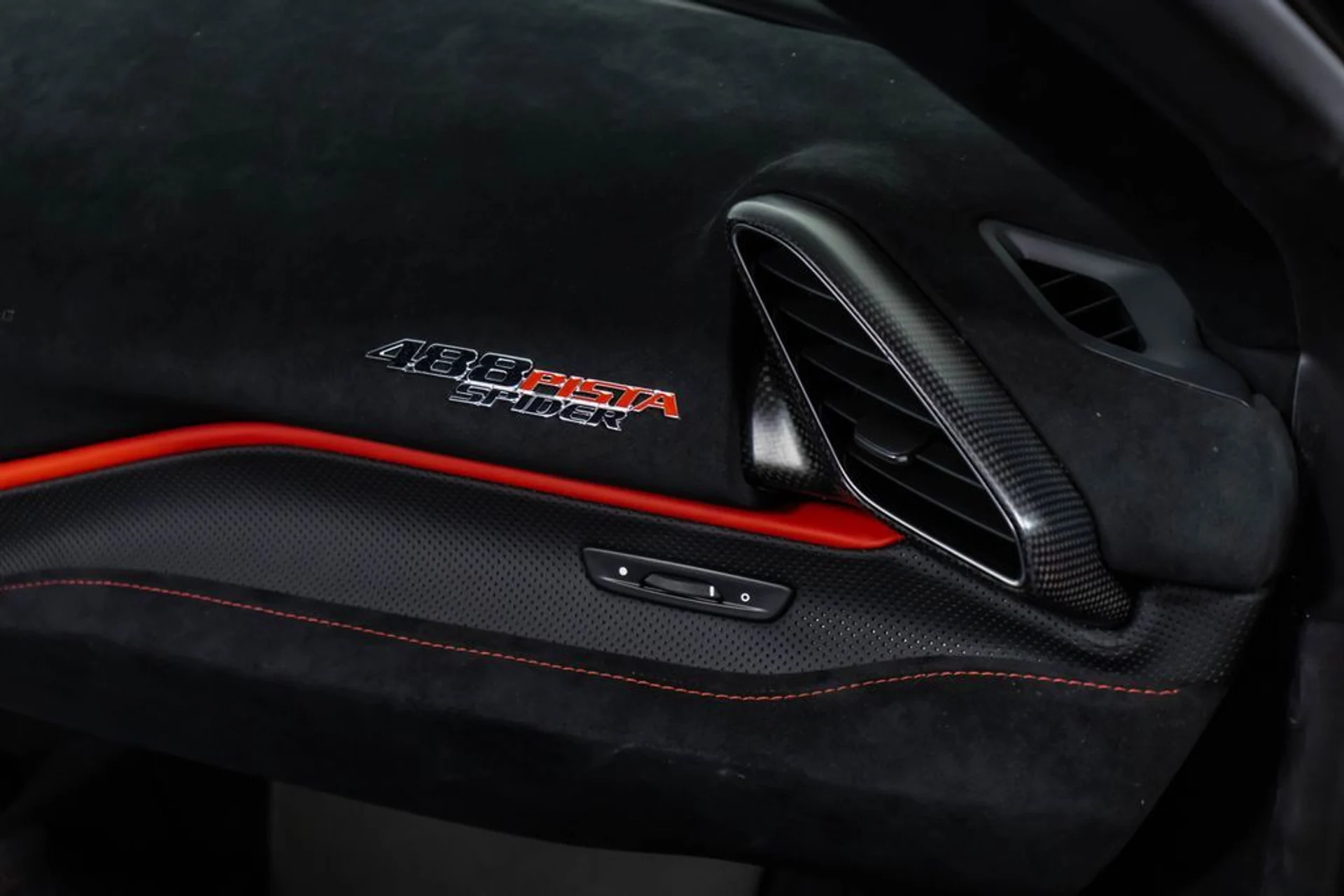 mph052_837516428_38ae825c1b4b7aa5963b275d0e6b230ex_6443b77649