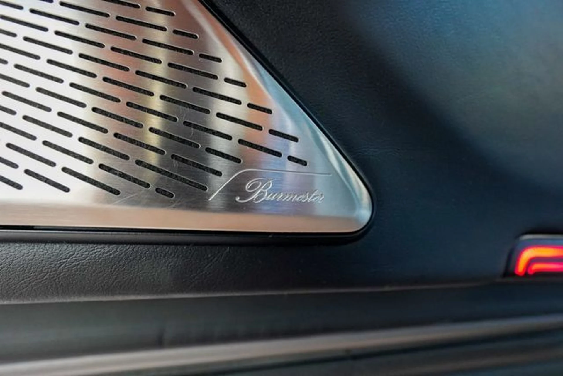 mph052_842145624_22986852_53_a271daac67