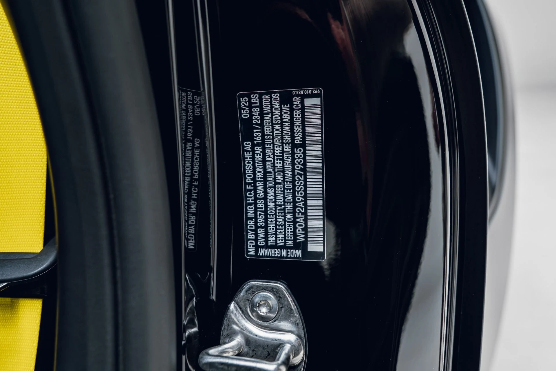 mph052_84242391_Used_2025_Porsche_911_GT_3_RS_1782865460_5014be027d