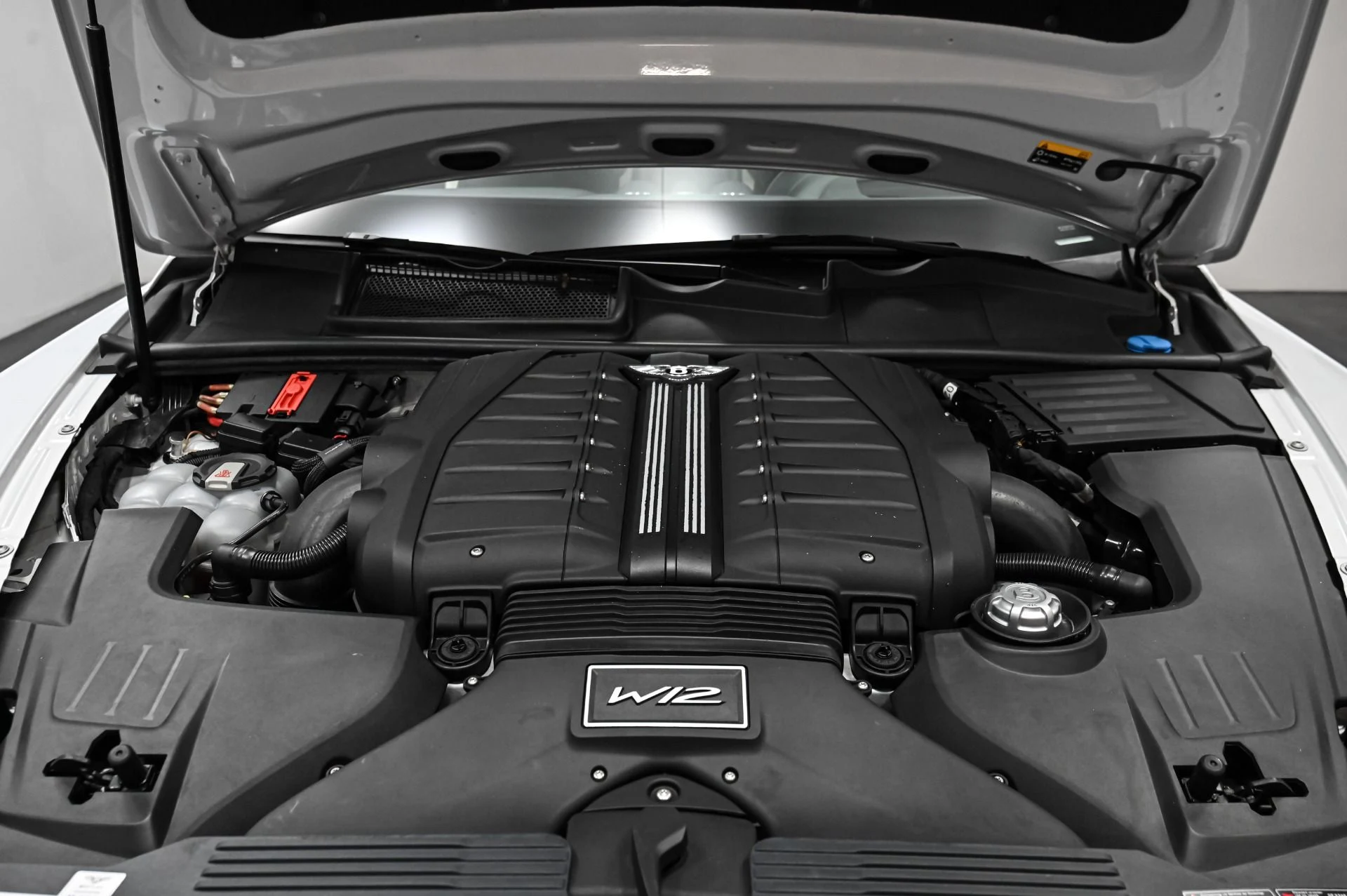 mph052_869298743_Used_2020_Bentley_Bentayga_Speed_1754949210_9408f32e96