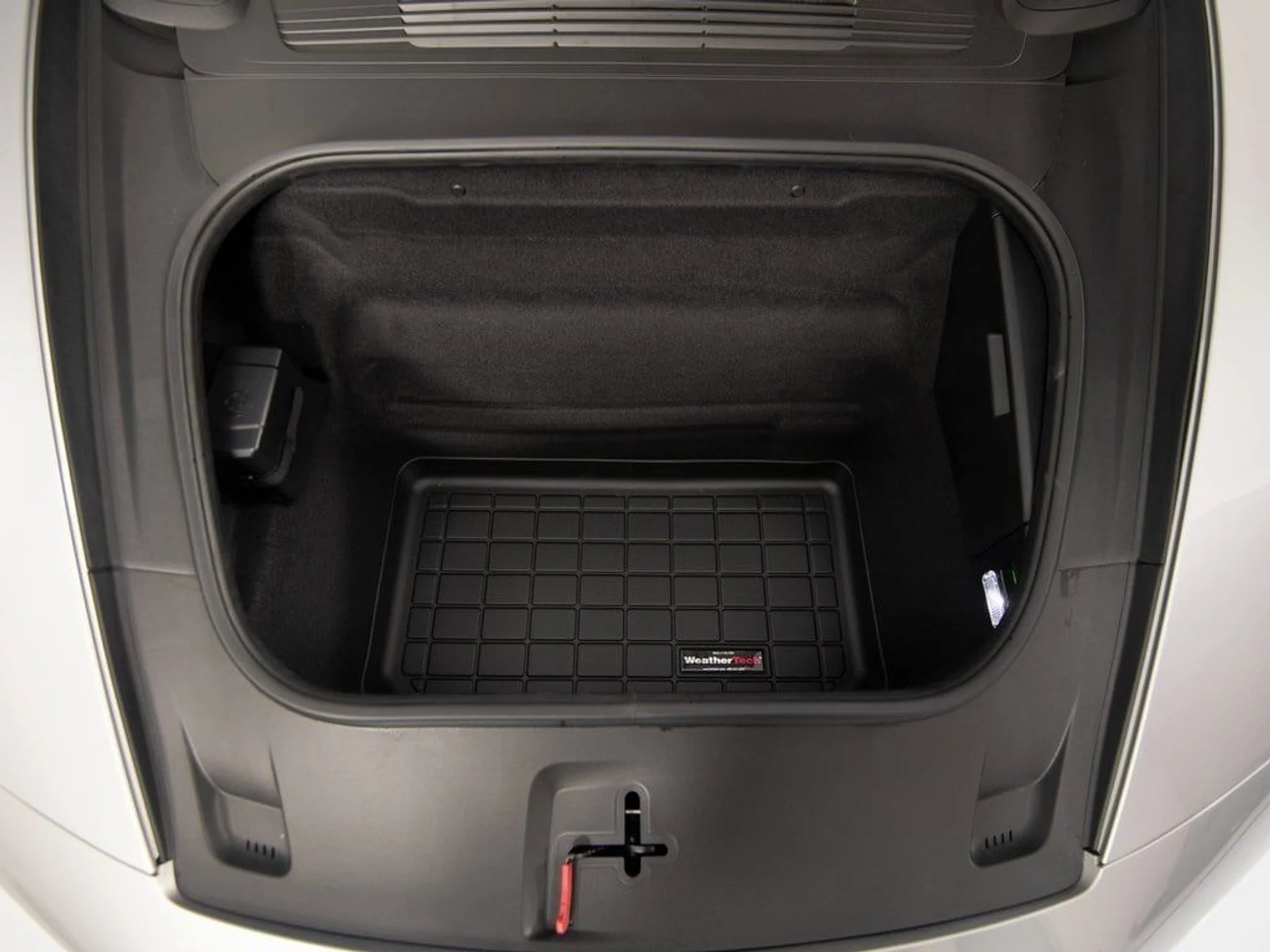 mph052_876036706_e905ada22849658d403f8b33125b9a53x_d2fe392fcd