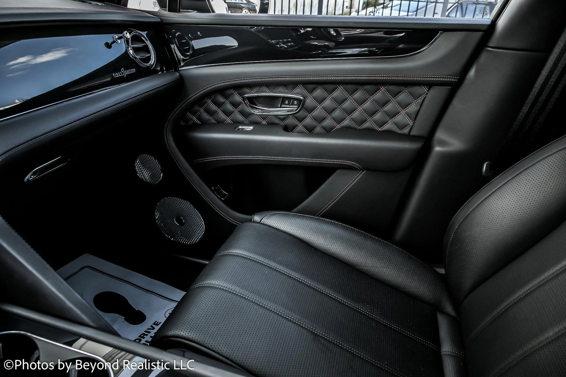 mph052_899697977_Used_2021_Bentley_Bentayga_V8_First_Edition_Specification_Black_Specification_1757146073_6db525d54c