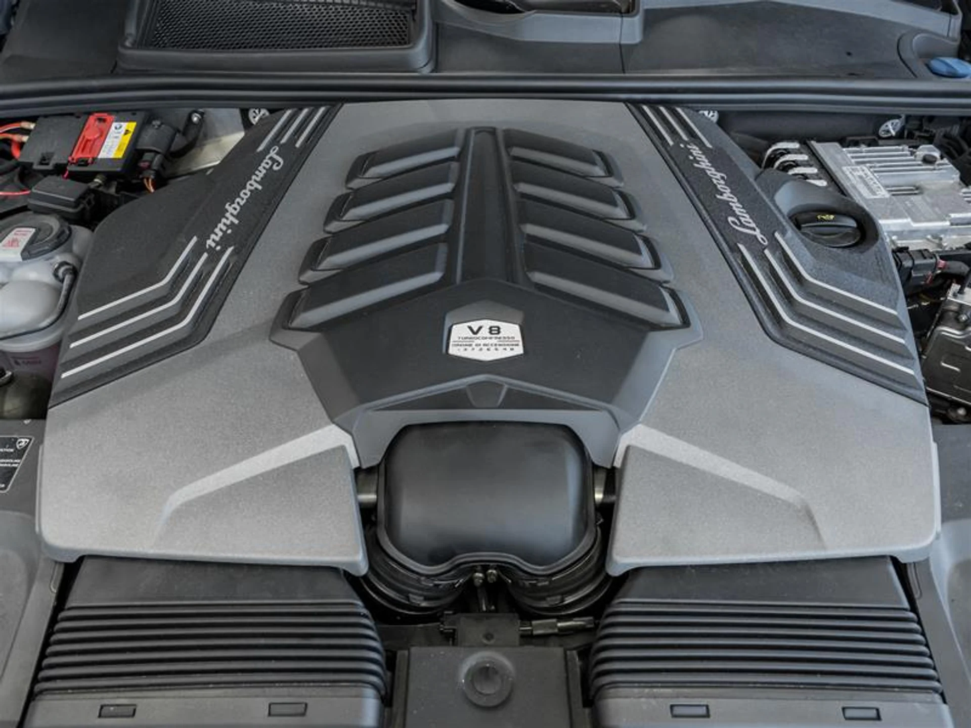 mph052_90055499_11809803_1612863662_9585fe2a81